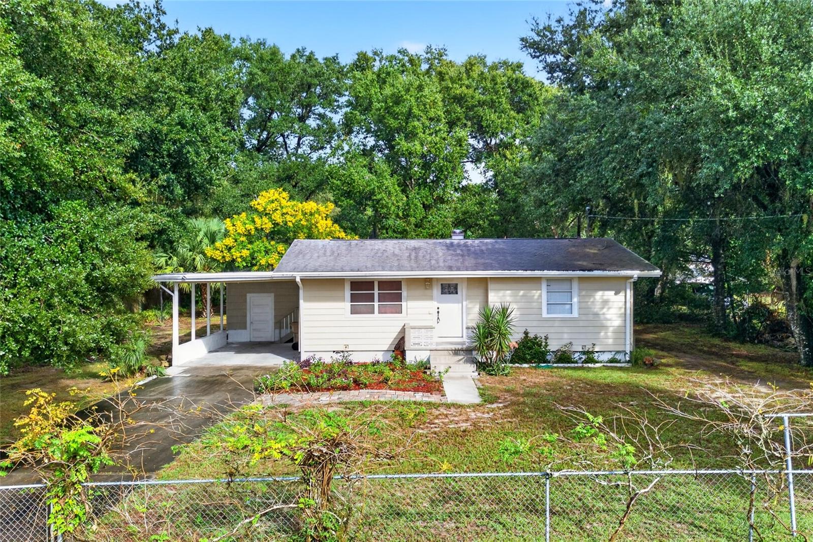 Photo of 210 NEBRASKA AVENUE LEESBURG FL 34748