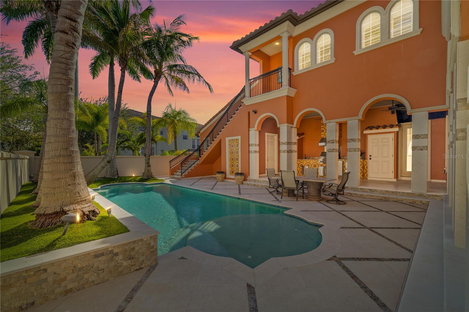 Photo of 4912 YACHT CLUB TAMPA FL 33616
