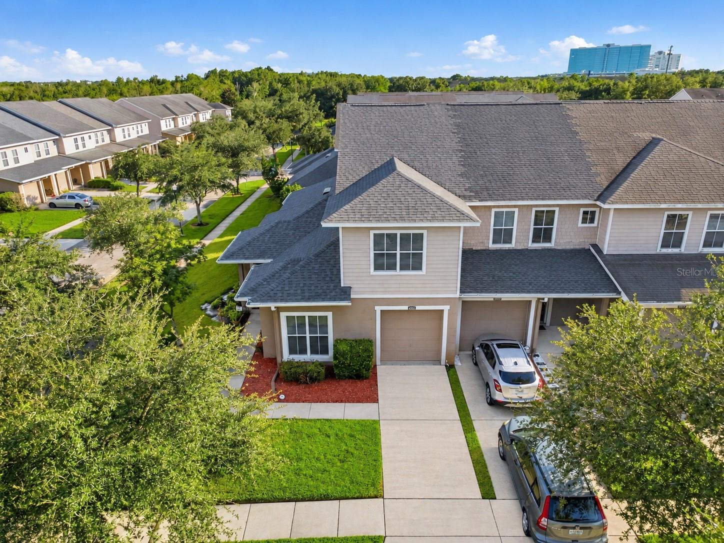 Photo of 8011 DOWN ROYAL ROAD TAMPA FL 33610