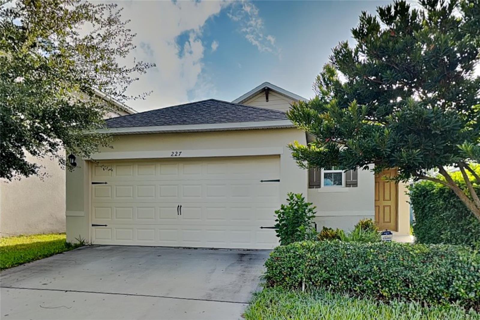 Photo of 227 DUKE DRIVE DELAND FL 32724