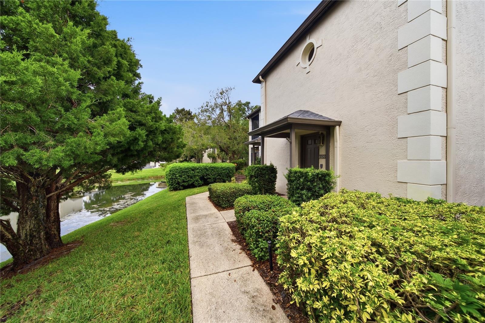 Photo of 4520 SOUTHAMPTON COURT #4520 TAMPA FL 33618