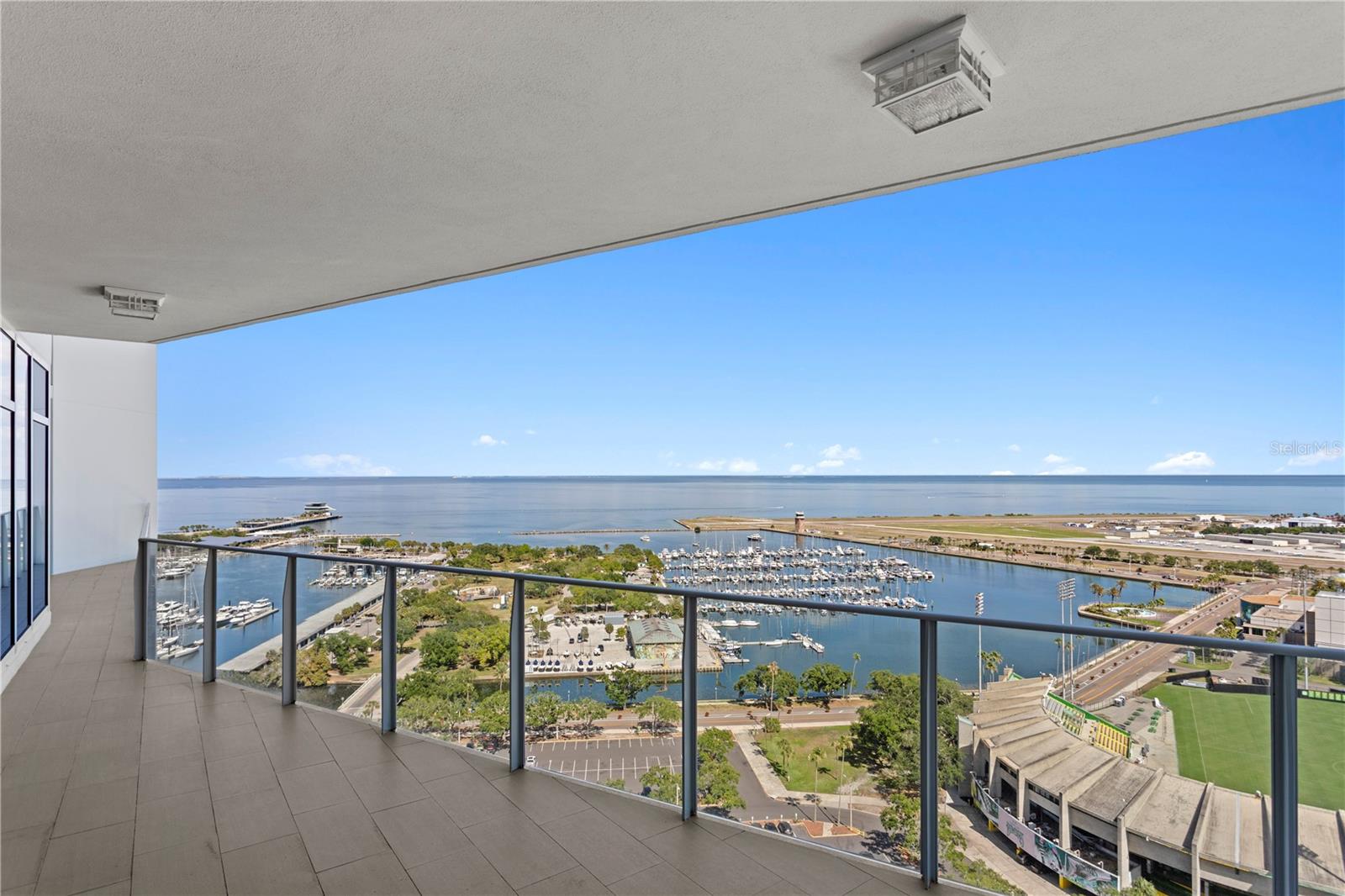 Photo of 175 1ST STREET #2307 ST PETERSBURG FL 33701
