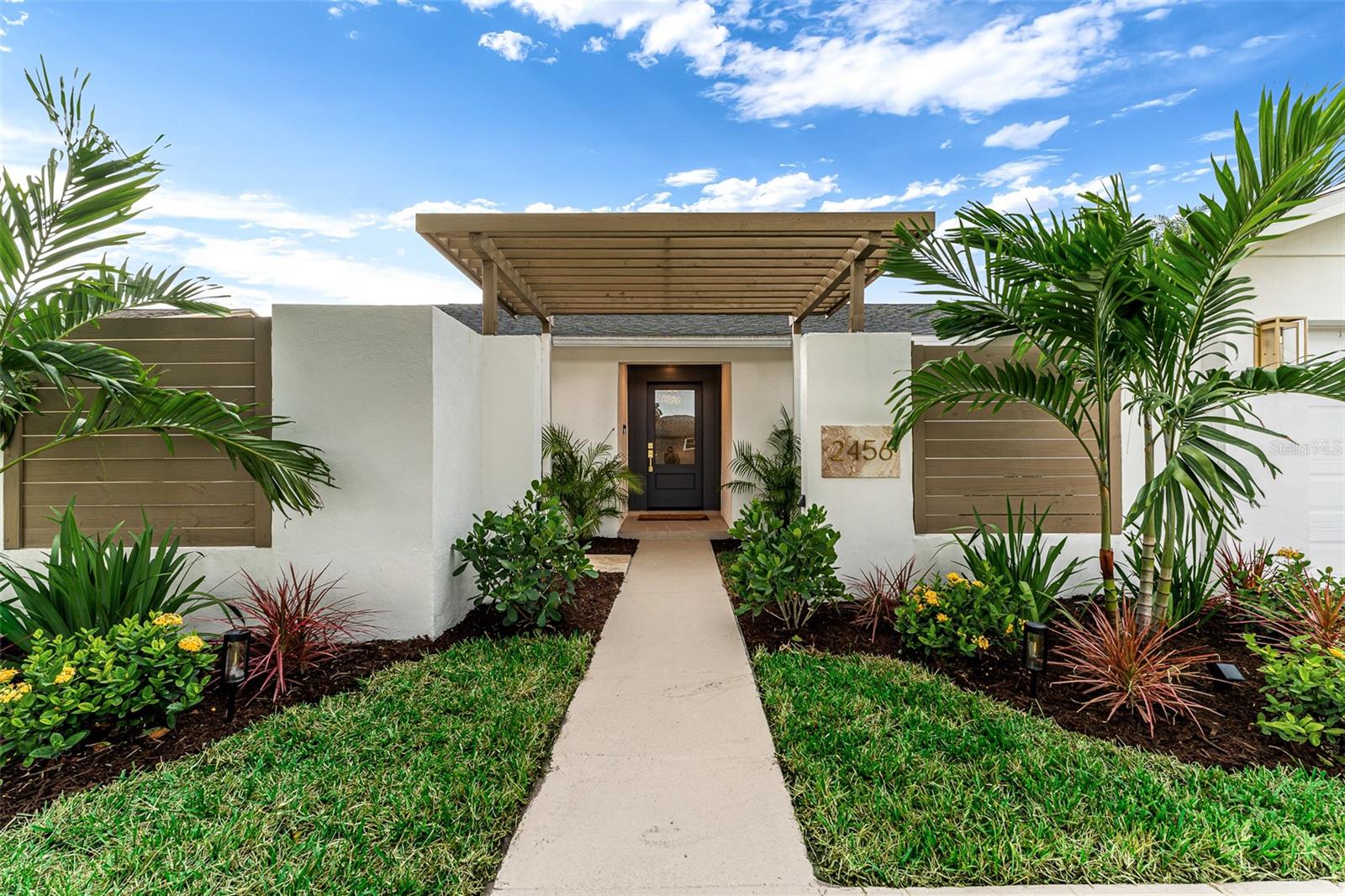 Photo of 2456 TIMBERCREST CIRCLE CLEARWATER FL 33763