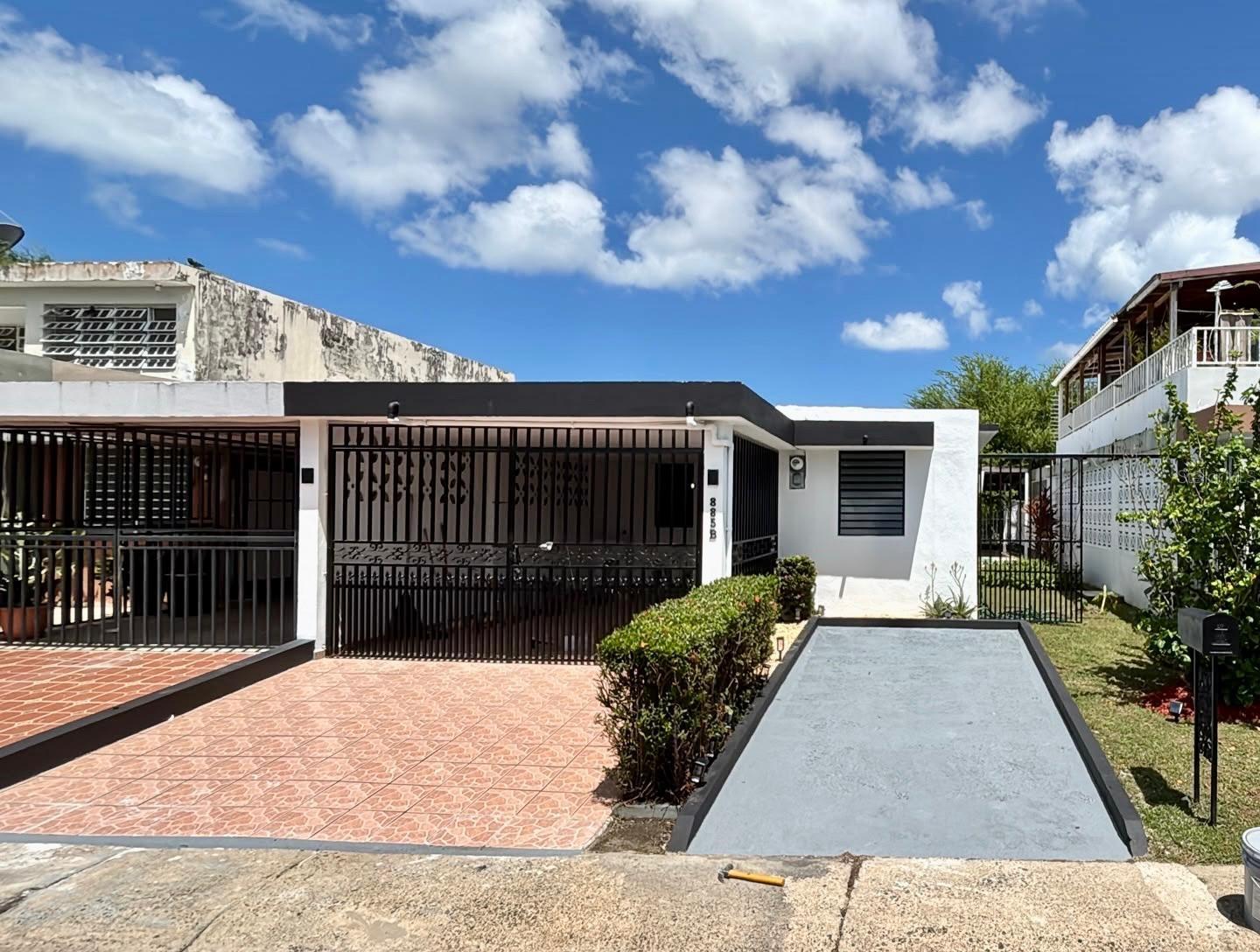 Photo of 2KR GUAM STREET #885B SAN JUAN PR 00924
