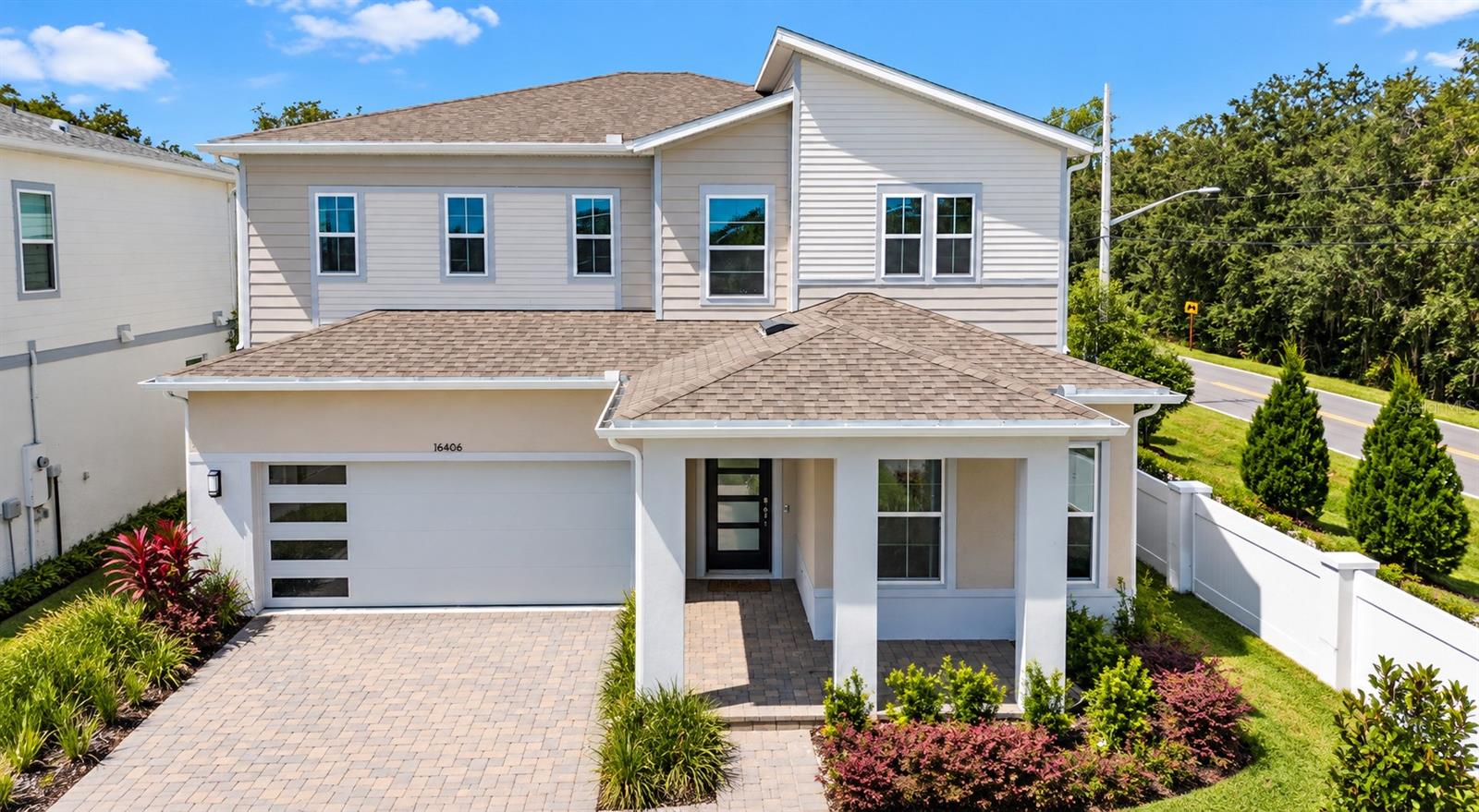 Photo of 16406 LONE OAK CIRCLE ORLANDO FL 32832