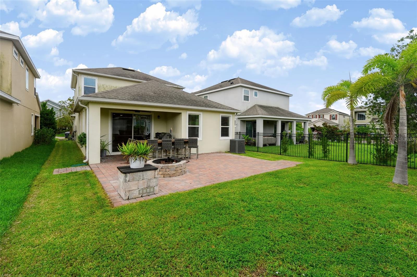 Photo of 6118 VOYAGERS PLACE APOLLO BEACH FL 33572