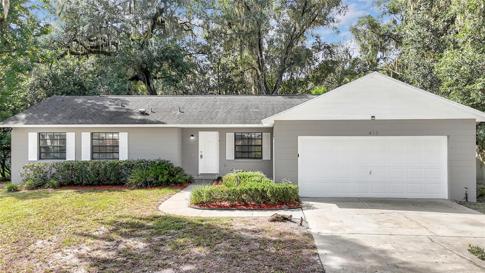 Photo of 432 HICKORY ROAD APOPKA FL 32712