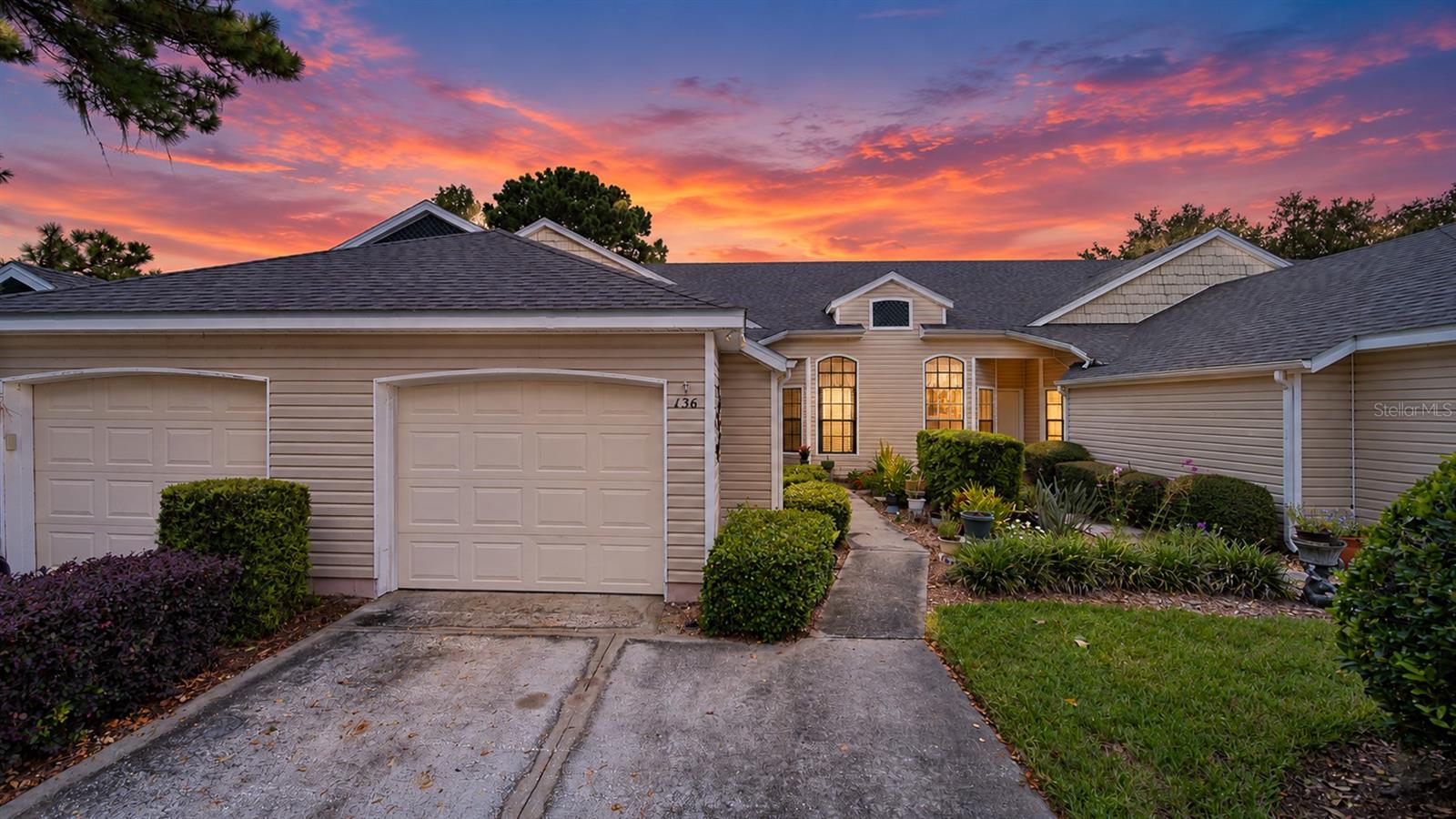 Photo of 136 JUNIPER WAY TAVARES FL 32778