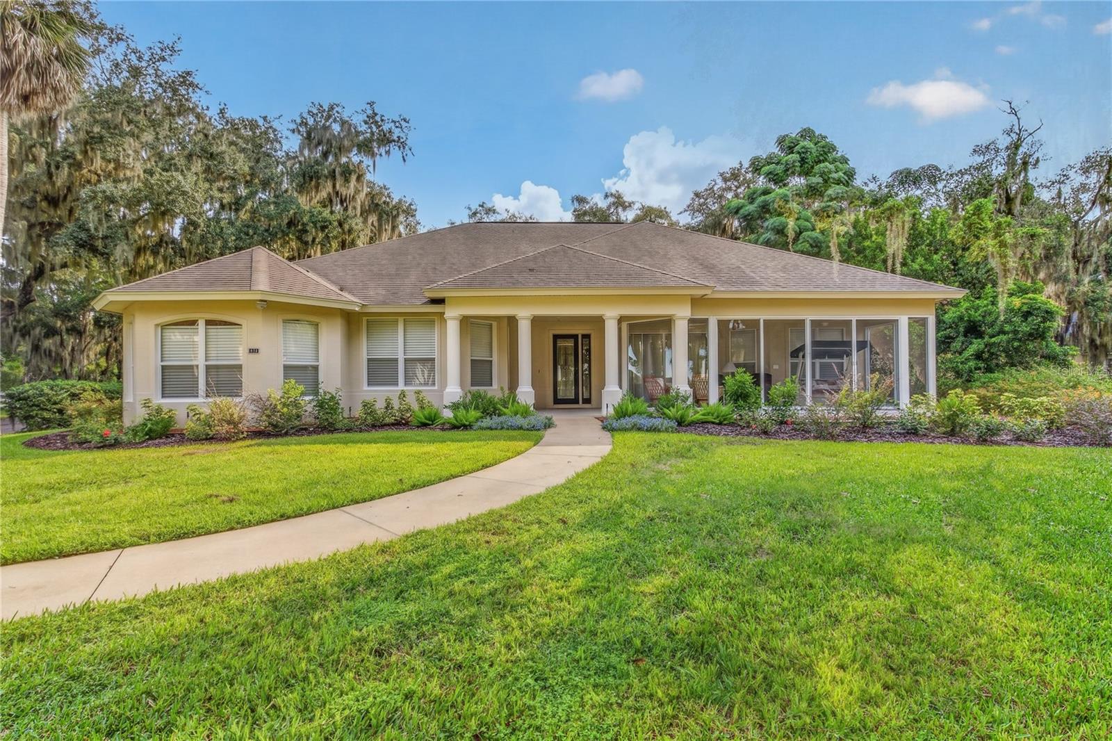 Photo of 9211 SILVER LAKE DRIVE LEESBURG FL 34788