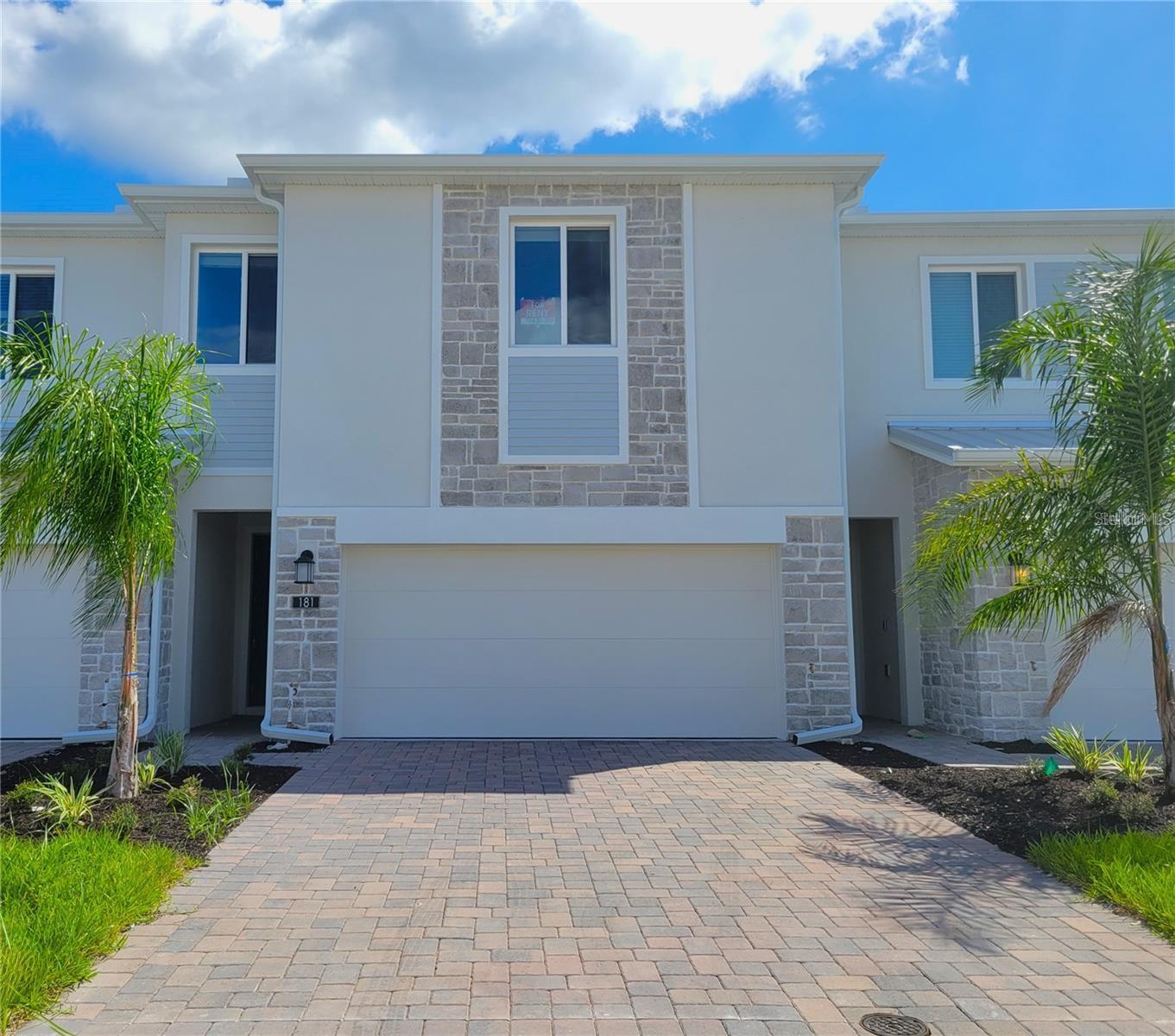 Photo of 181 NINE IRON DRIVE DAVENPORT FL 33896