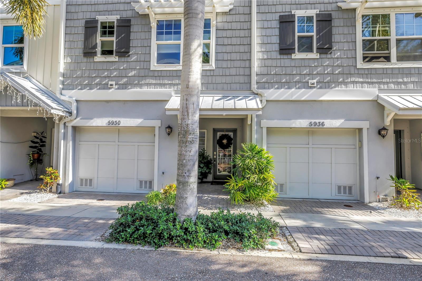 Photo of 5930 ANCHROAGE WAY ST PETERSBURG FL 33712