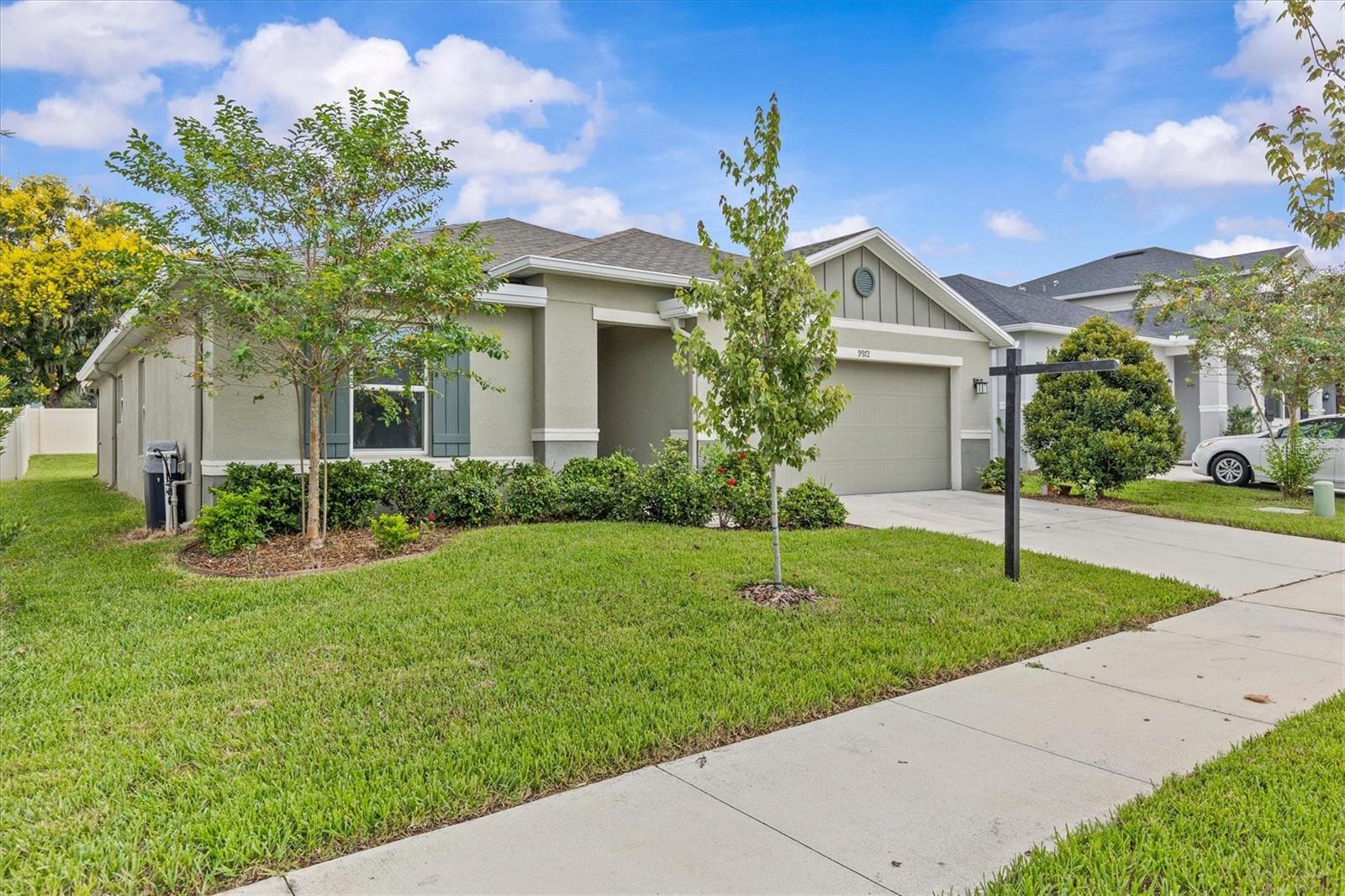 Photo of 9972 MESIC WOODS AVENUE SEFFNER FL 33584