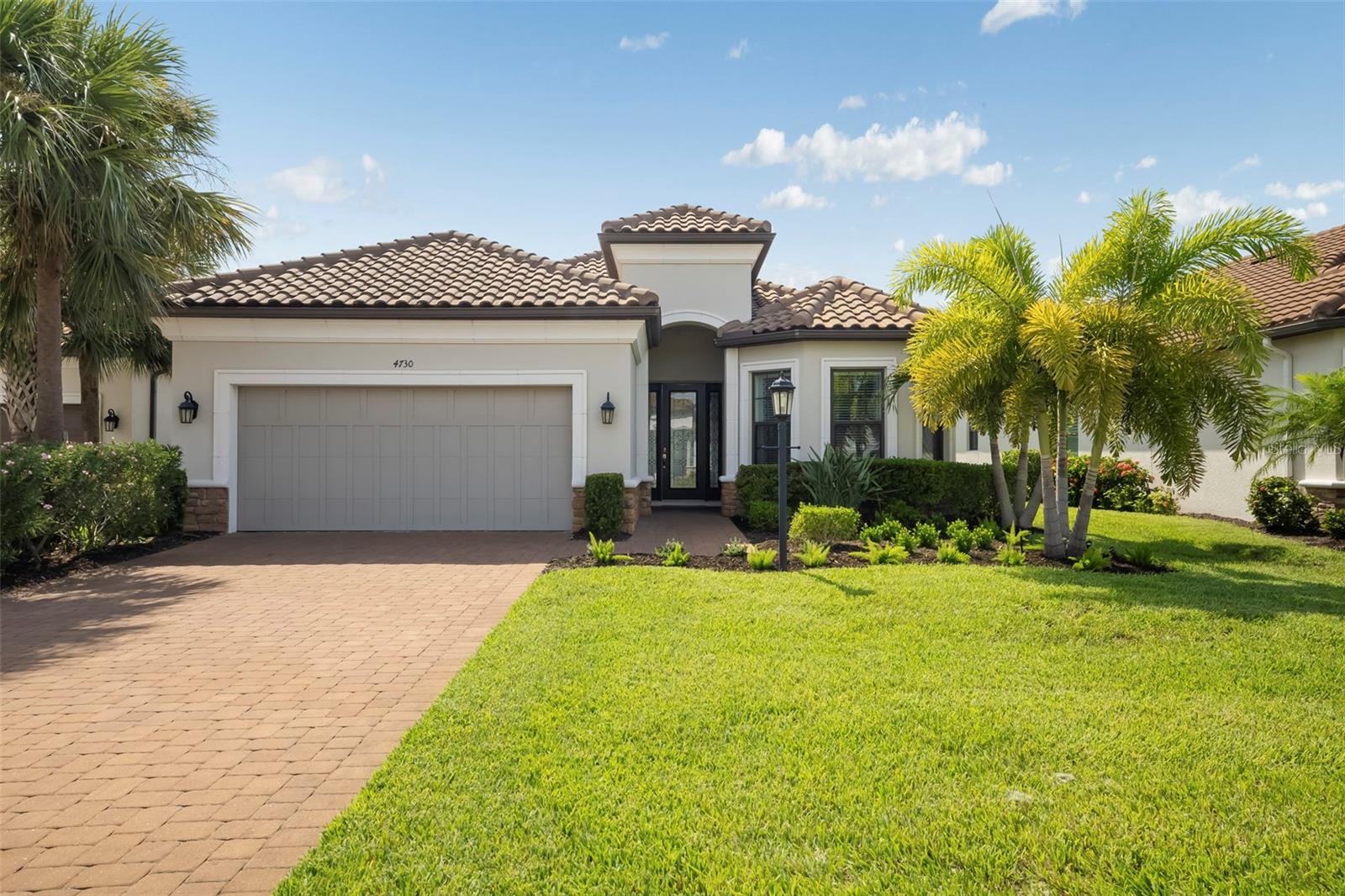 Photo of 4730 SARCA COURT BRADENTON FL 34211