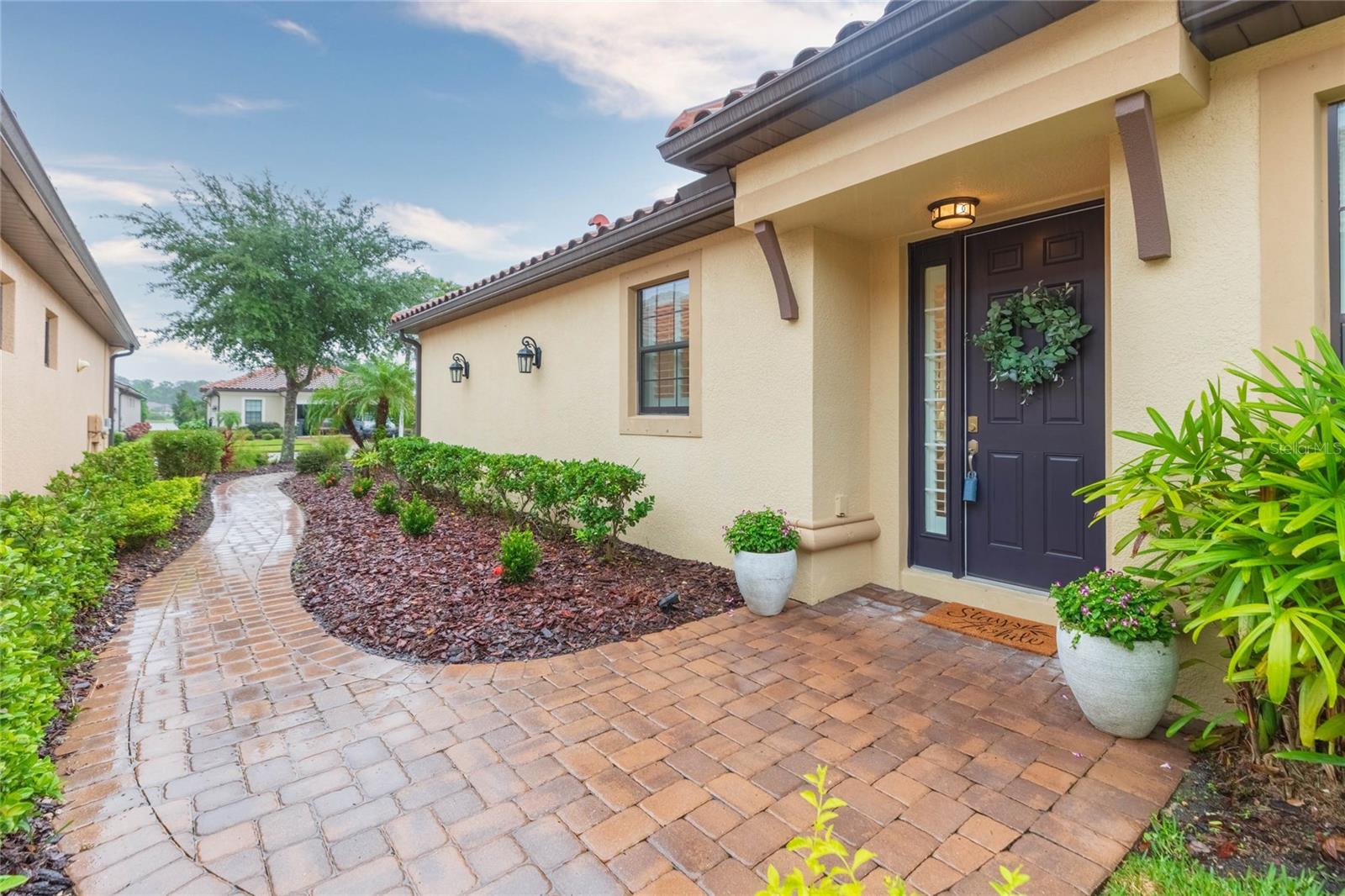 Photo of 20108 SORANO HILL PLACE TAMPA FL 33647