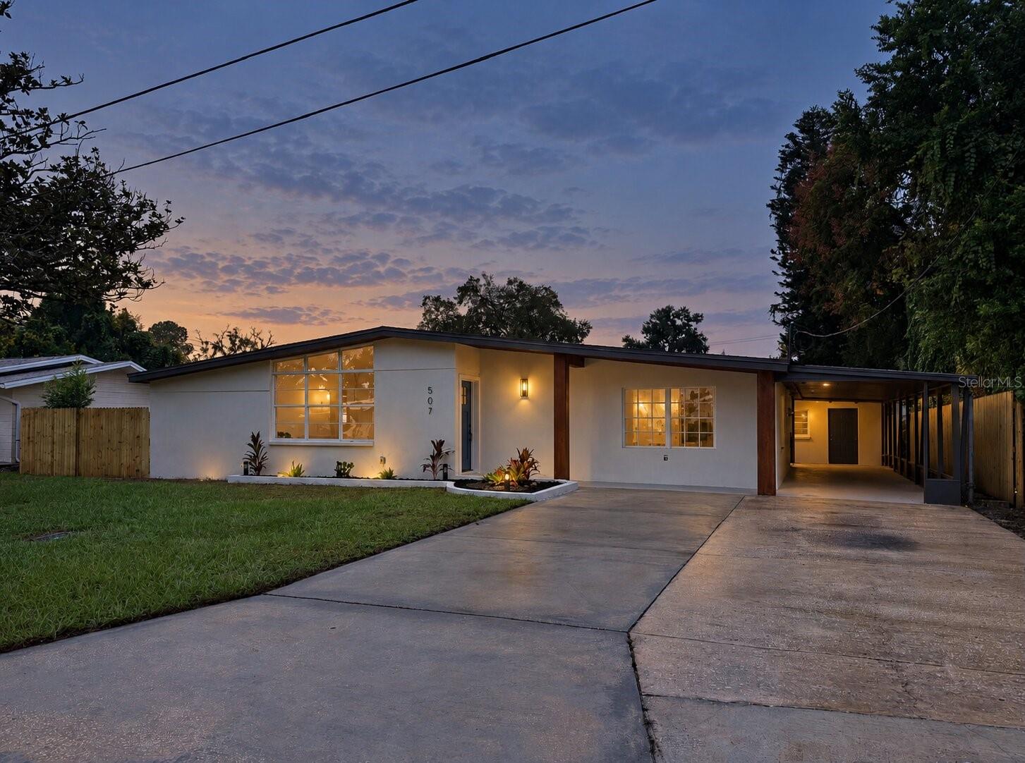 Photo of 507 SUTTON PLACE BRANDON FL 33510