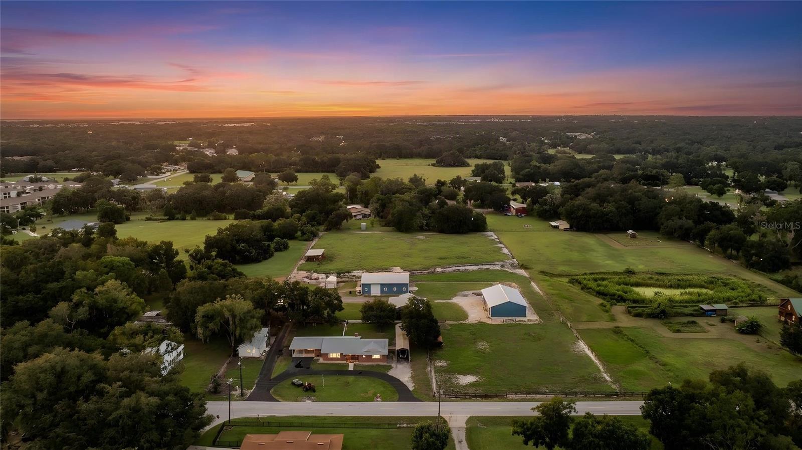 Photo of 1633 CHERRY LANE LAKELAND FL 33811