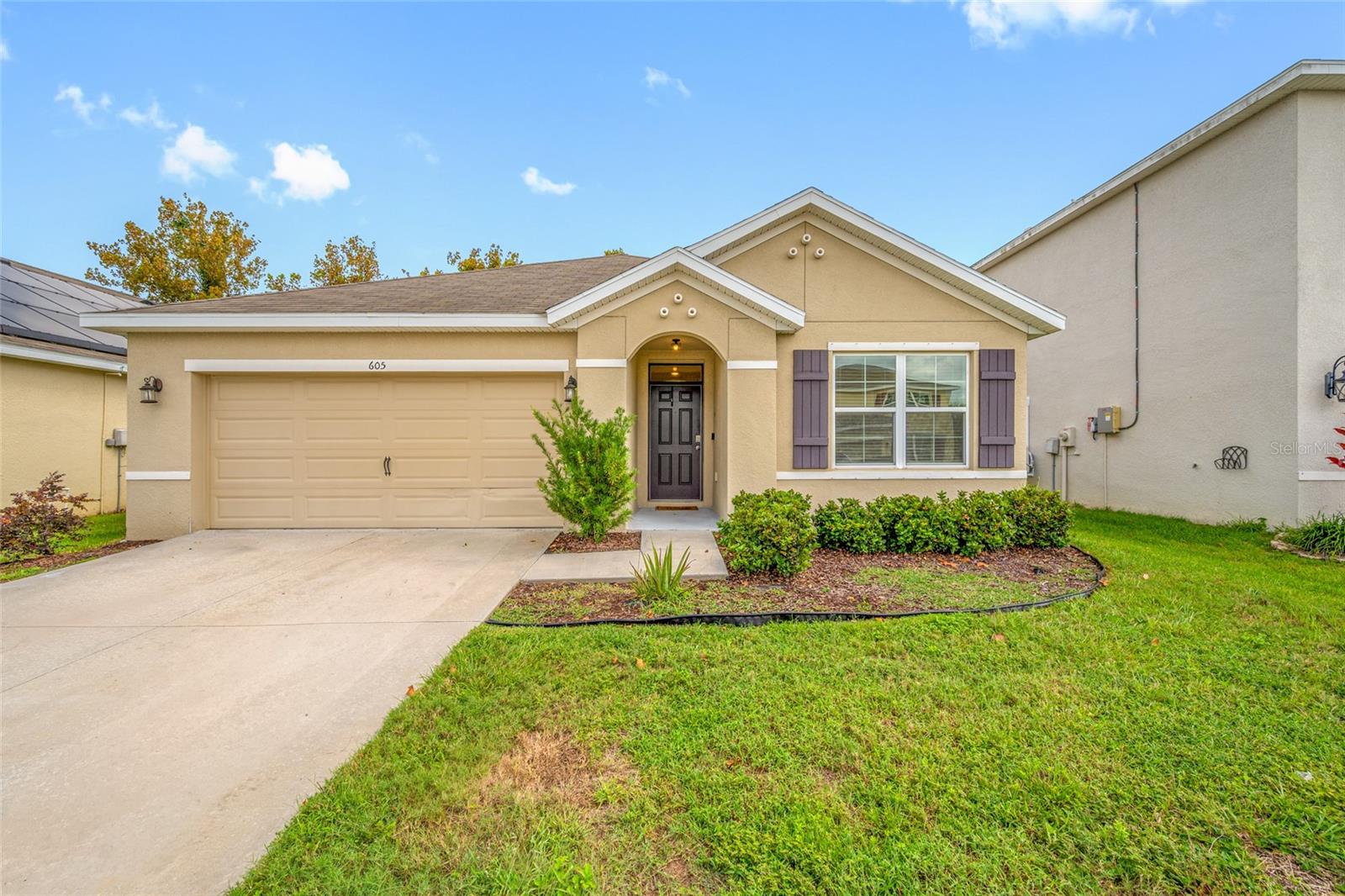 Photo of 605 BLUE POINT DRIVE RUSKIN FL 33570