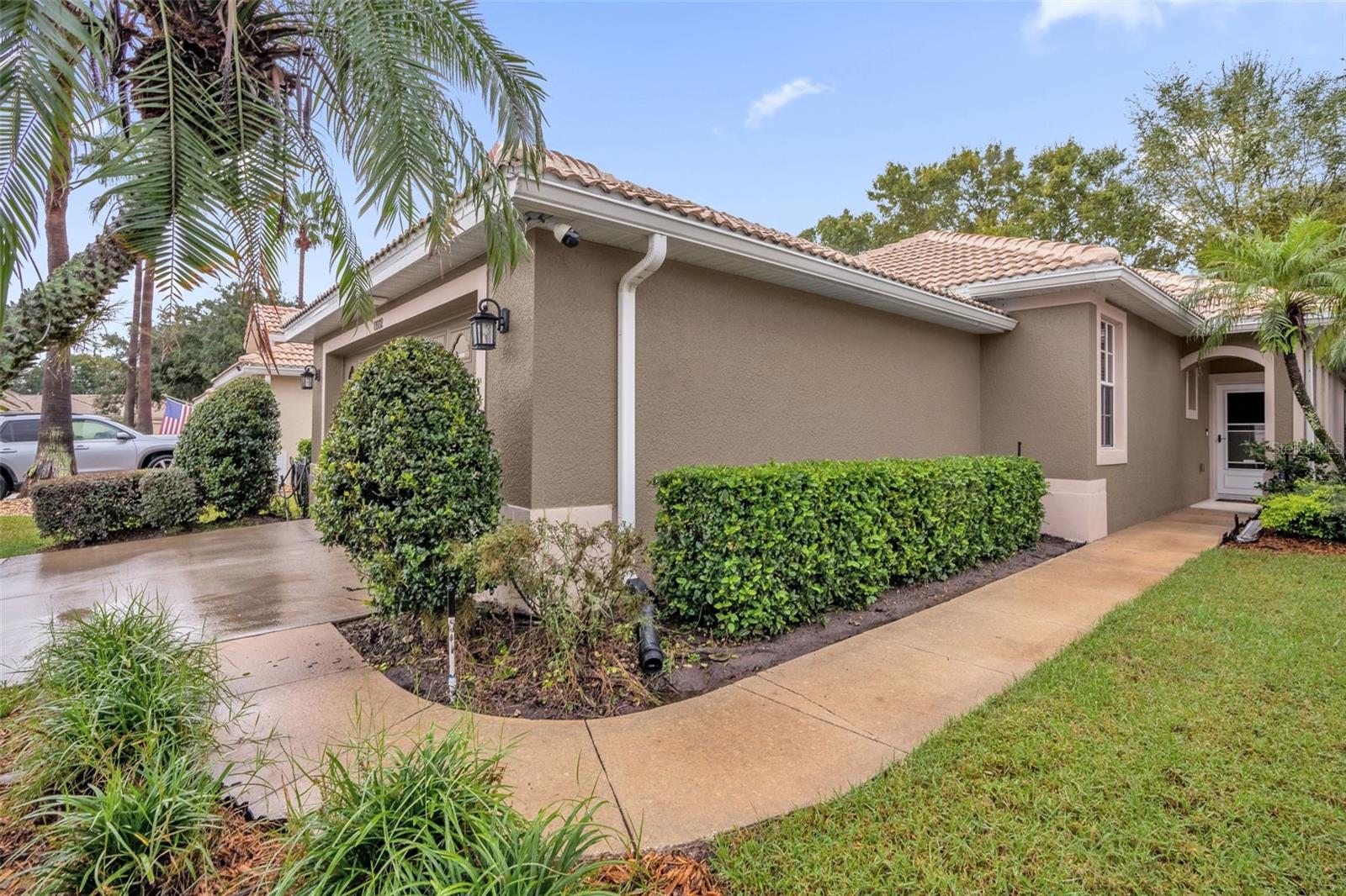 Photo of 8002 SAINT ANDREWS WAY MOUNT DORA FL 32757