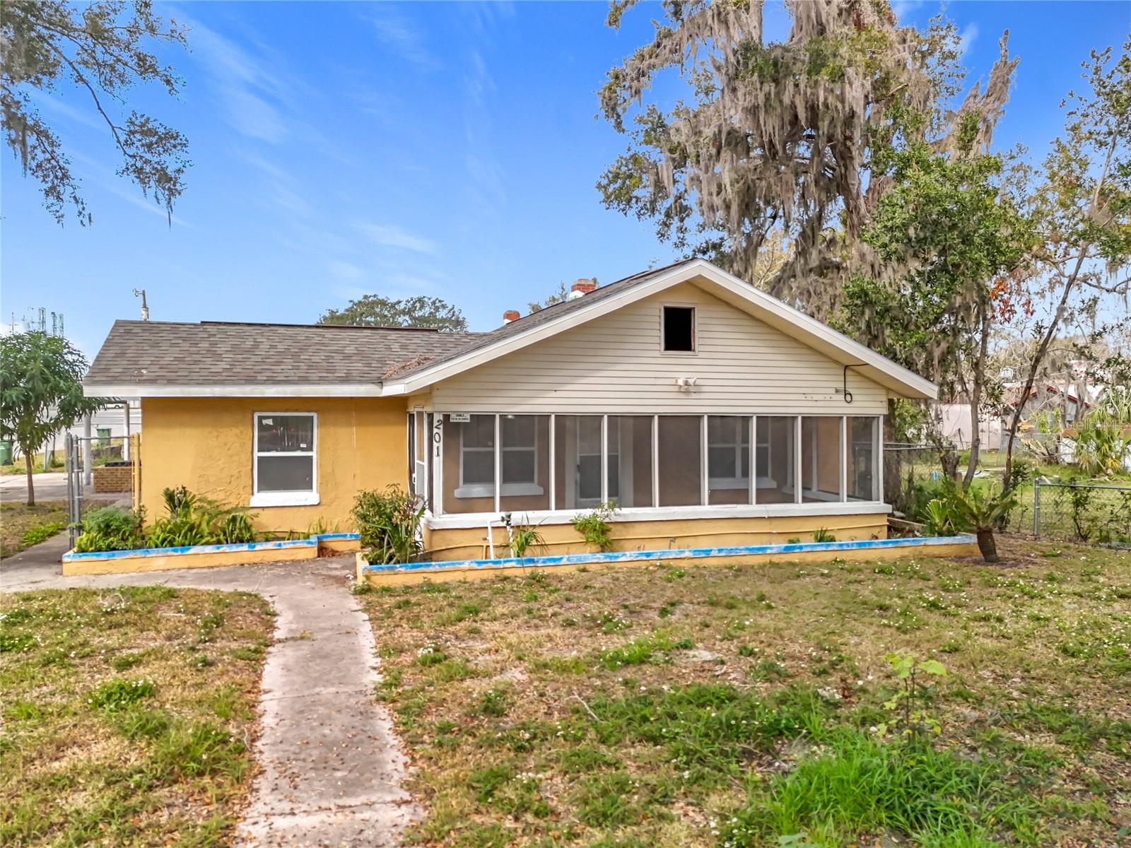 Photo of 201 N EAST STREET LEESBURG FL 34748