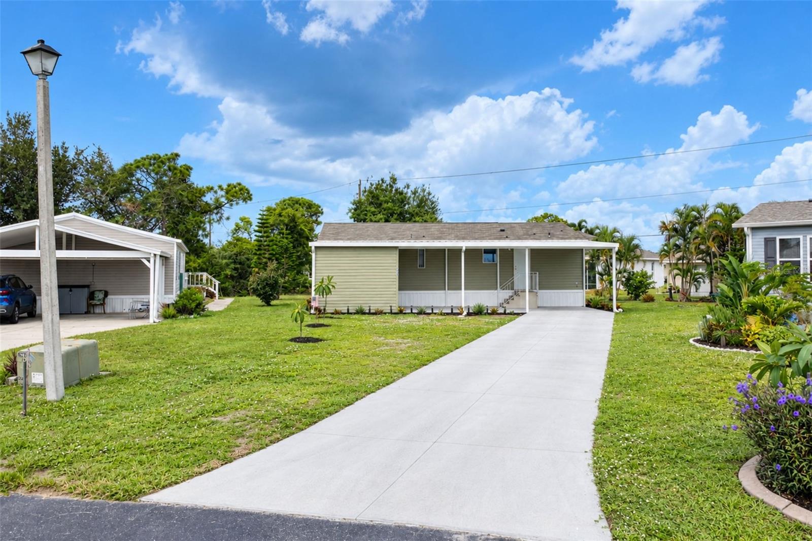 Photo of 9066 PINEHAVEN WAY ENGLEWOOD FL 34224