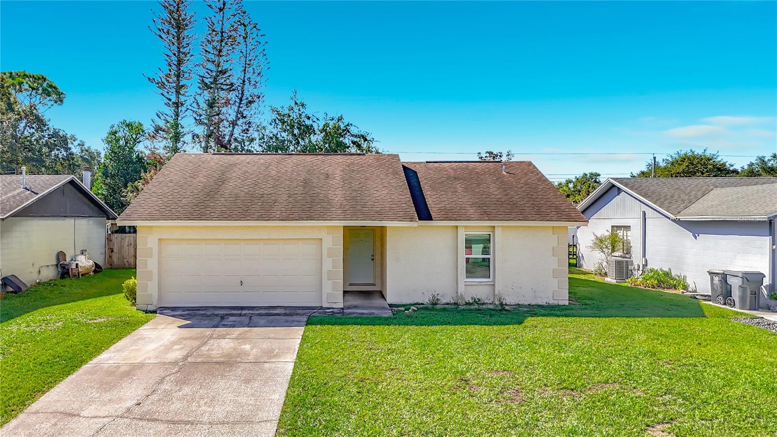 Photo of 3749 FEATHER DRIVE LAKELAND FL 33812