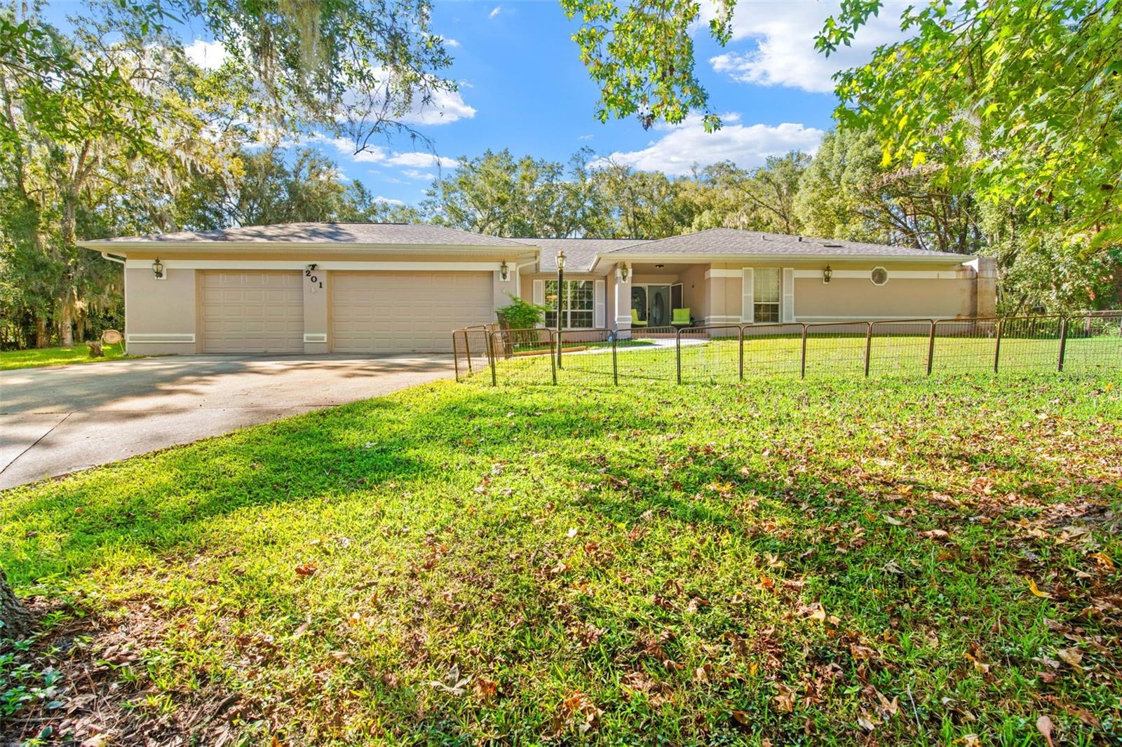 Photo of 201 SUNSET DRIVE BROOKSVILLE FL 34601