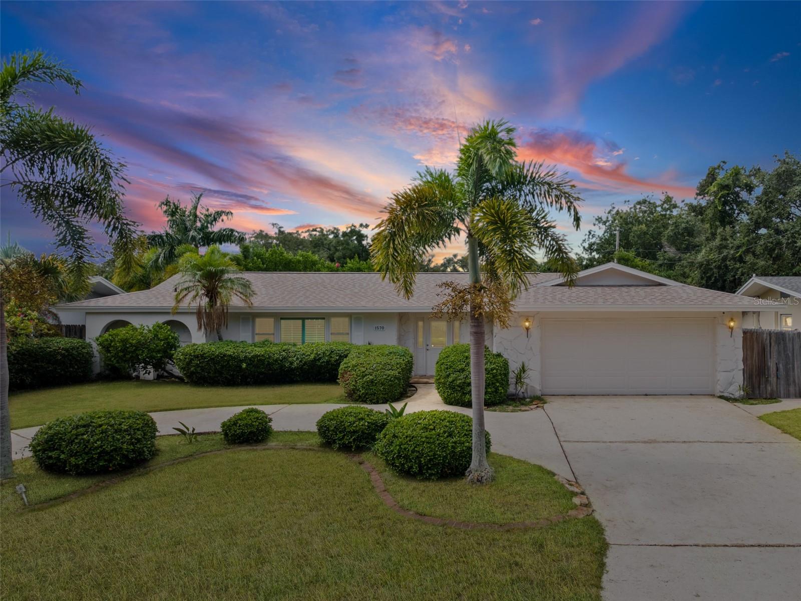 Photo of 1570 HIGH BLUFF DRIVE LARGO FL 33770