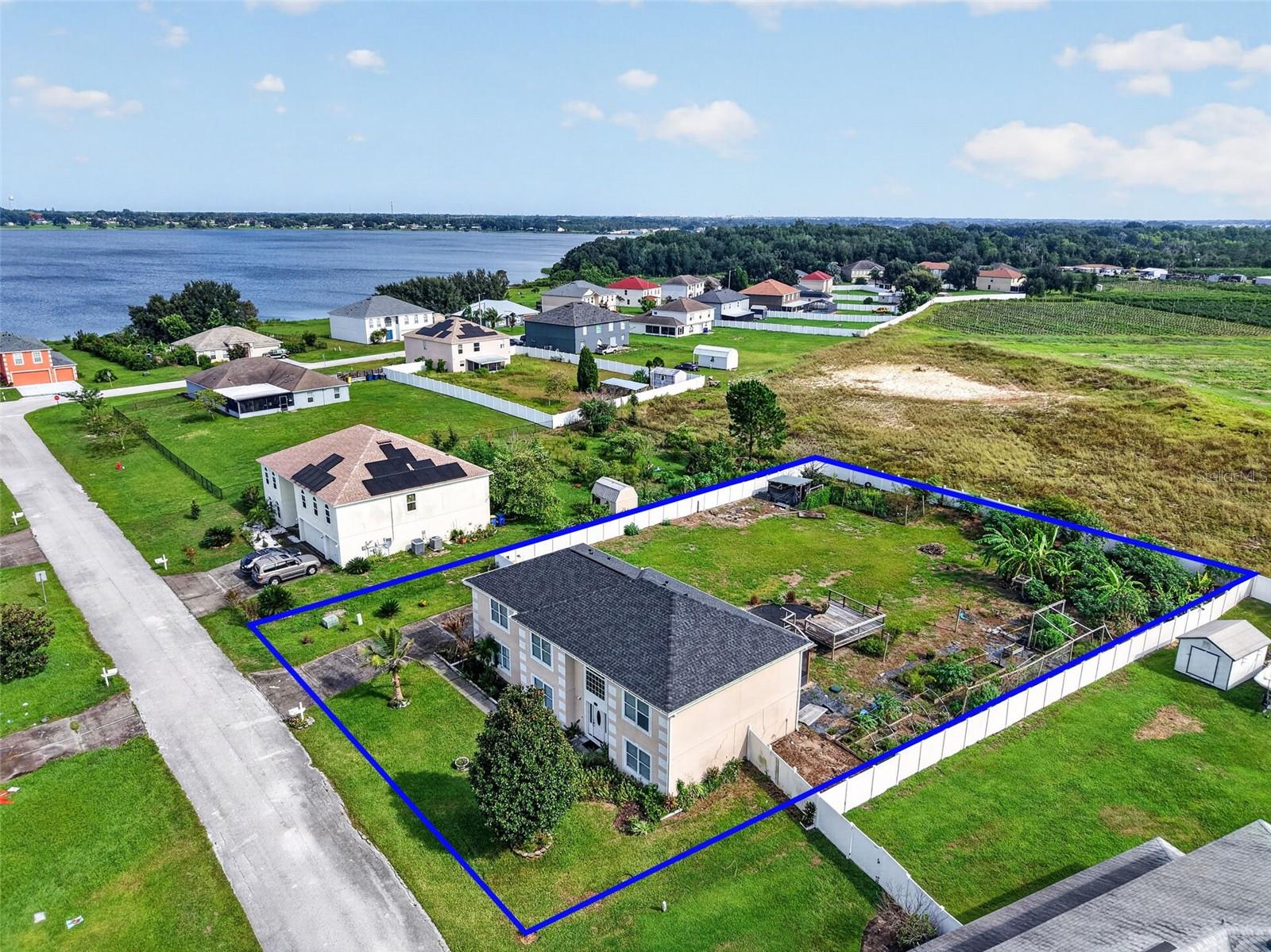 Photo of 321 LAKE HILLS LN EAGLE LAKE FL 33839