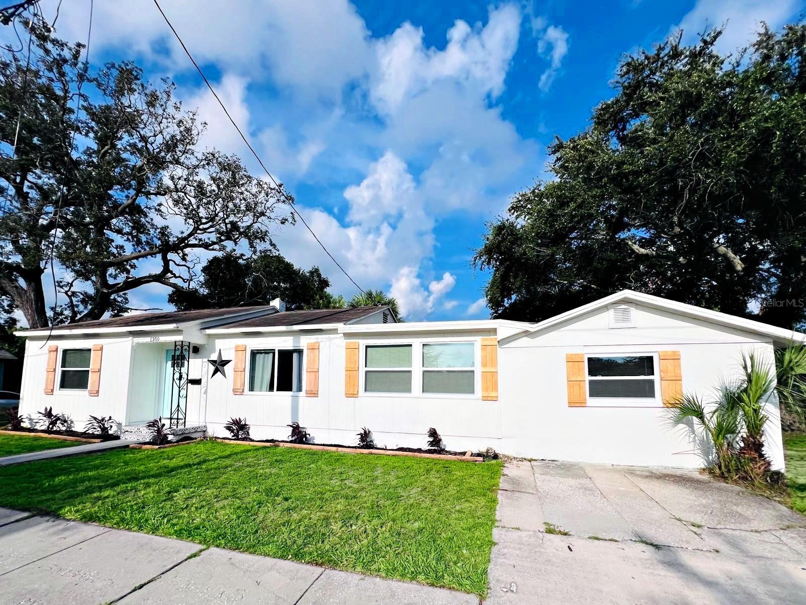 Photo of 1300 21ST STREET ST PETERSBURG FL 33712