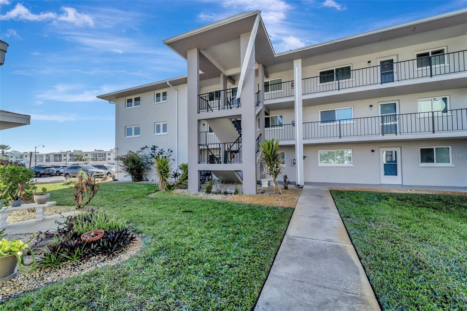 Photo of 649 TAMIAMI TRAIL #107 VENICE FL 34285