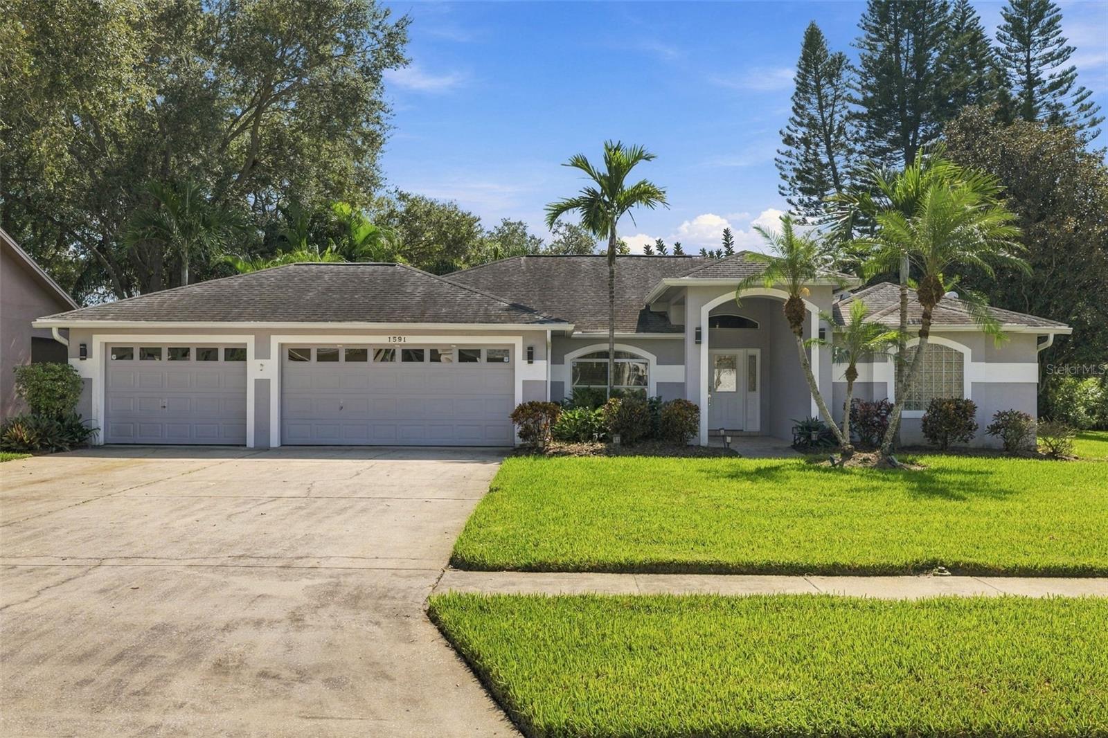 Photo of 1591 JONATHAN COURT LARGO FL 33770