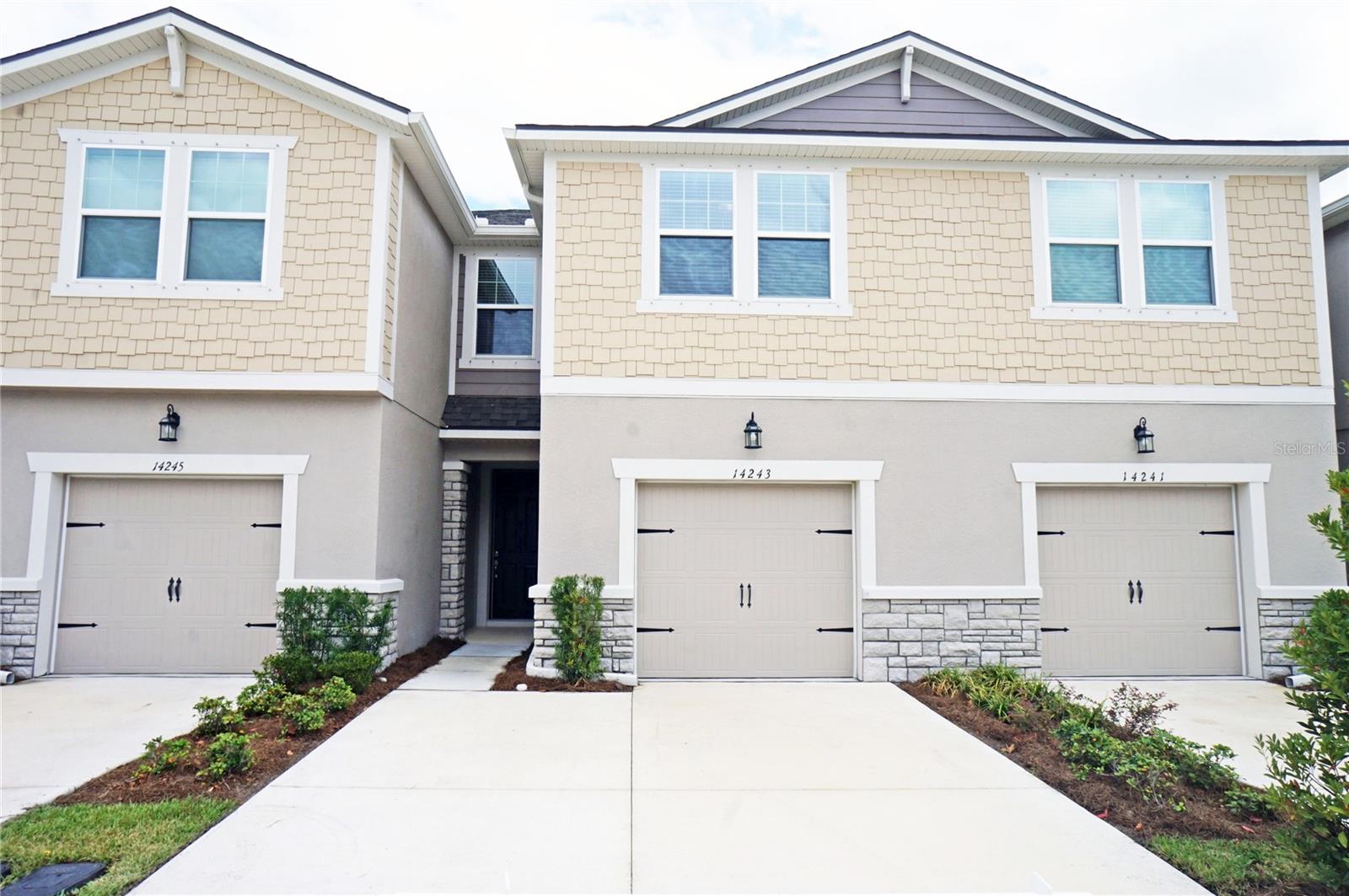 Photo of 14243 DAMSELFLY DRIVE TAMPA FL 33625