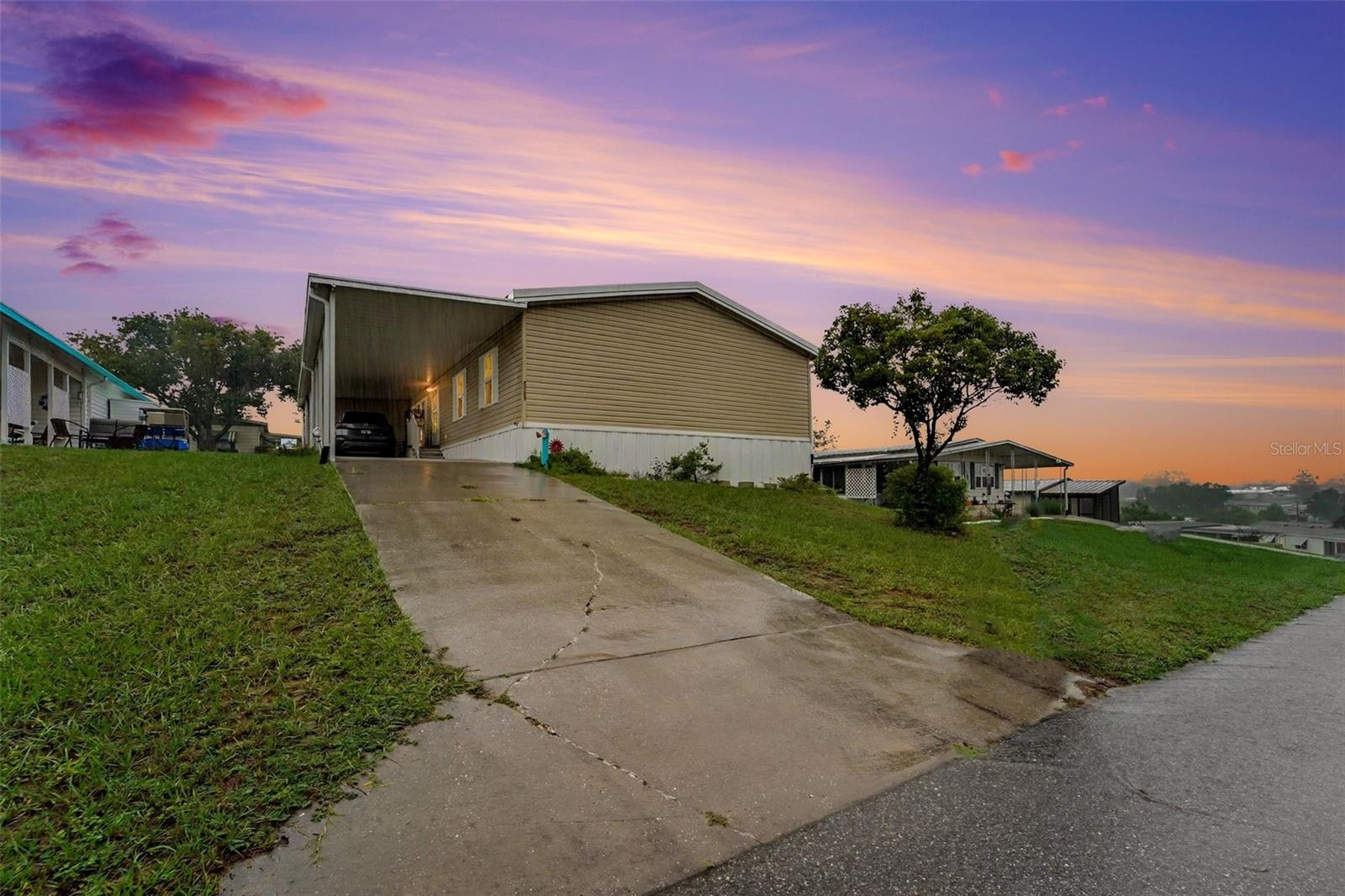 Photo of 8043 TOWER STREET BROOKSVILLE FL 34613