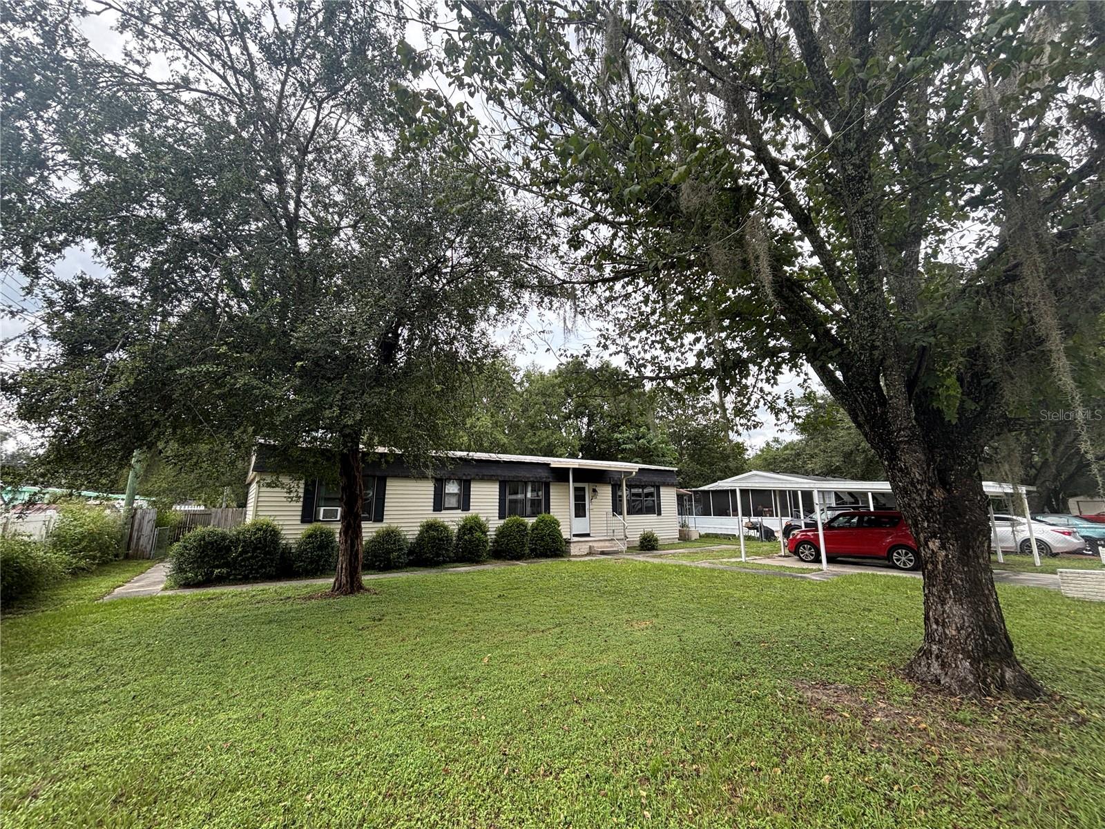 Photo of 3728 NE 59TH AVENUE SILVER SPRINGS FL 34488