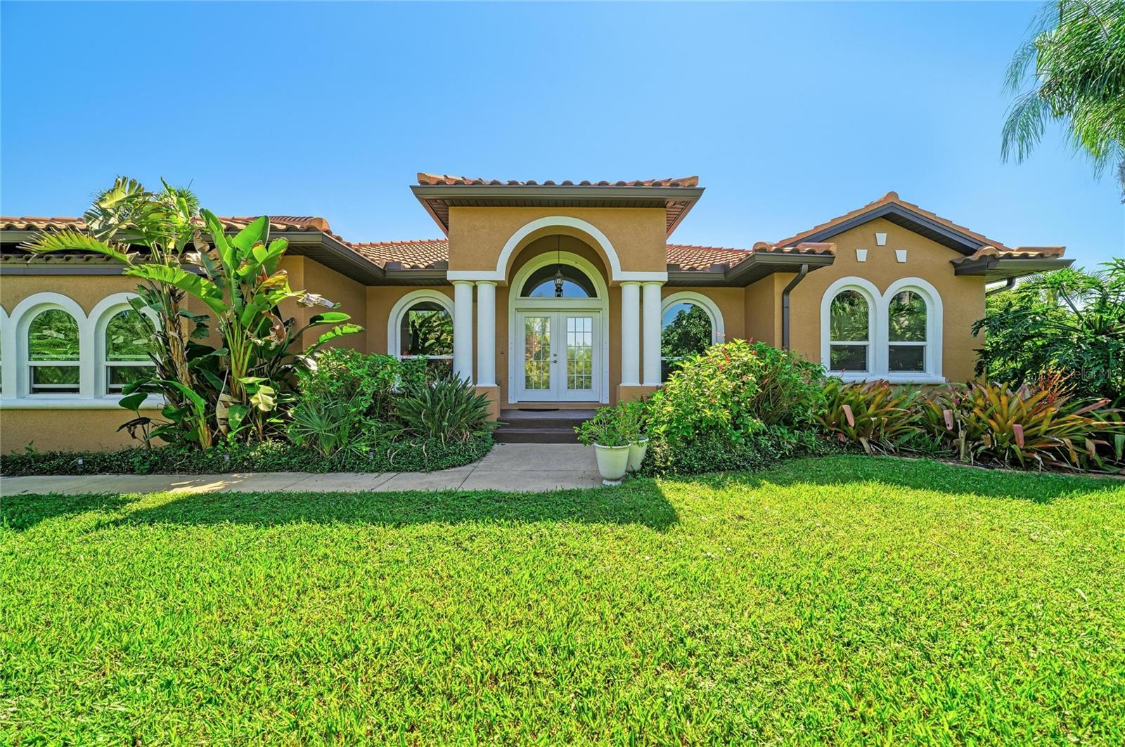 Photo of 28 PAR VIEW ROAD ROTONDA WEST FL 33947