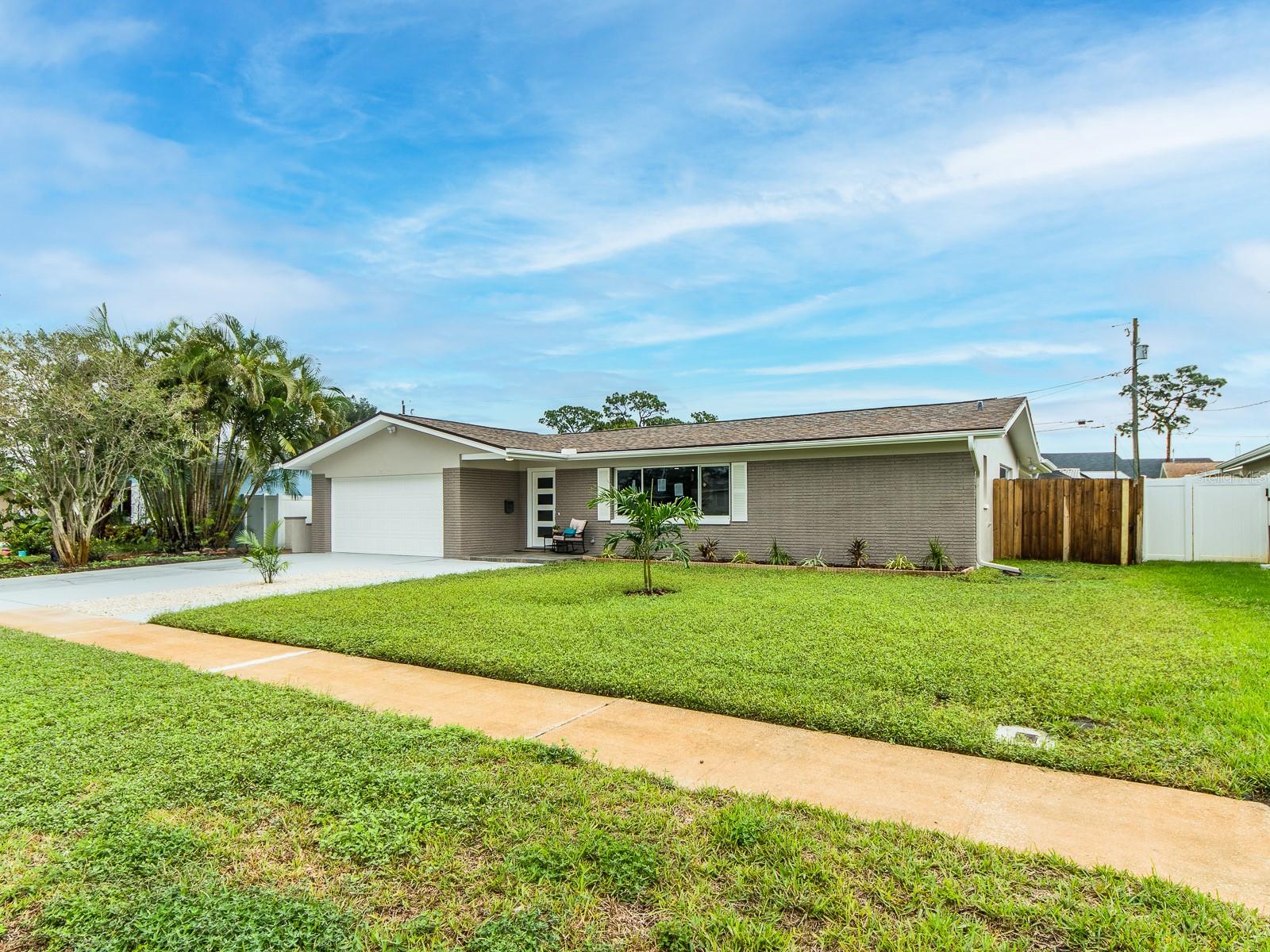 Photo of 1825 YALE DRIVE CLEARWATER FL 33765