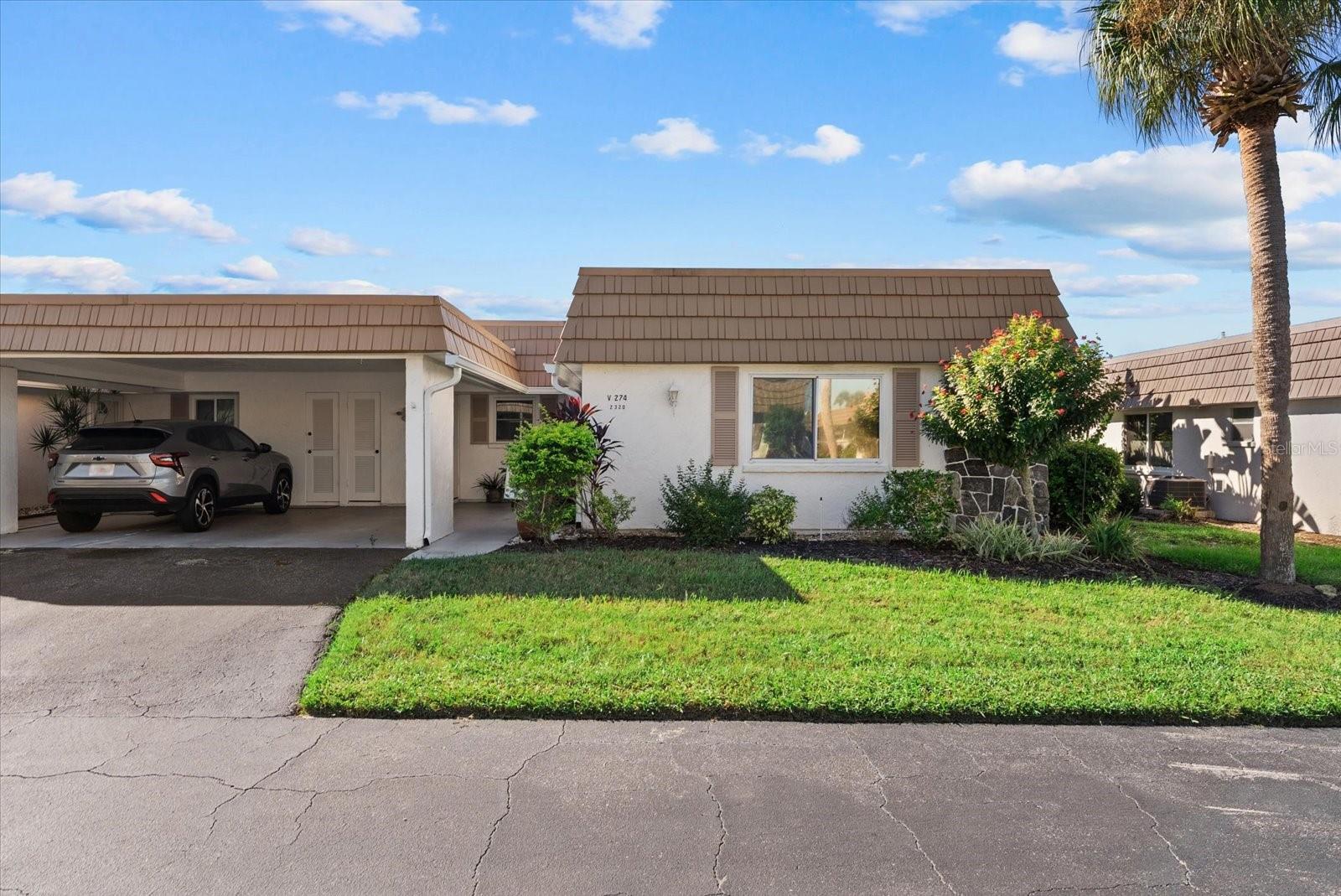Photo of 2320 AQUABLUFF PLACE #V274 SARASOTA FL 34231