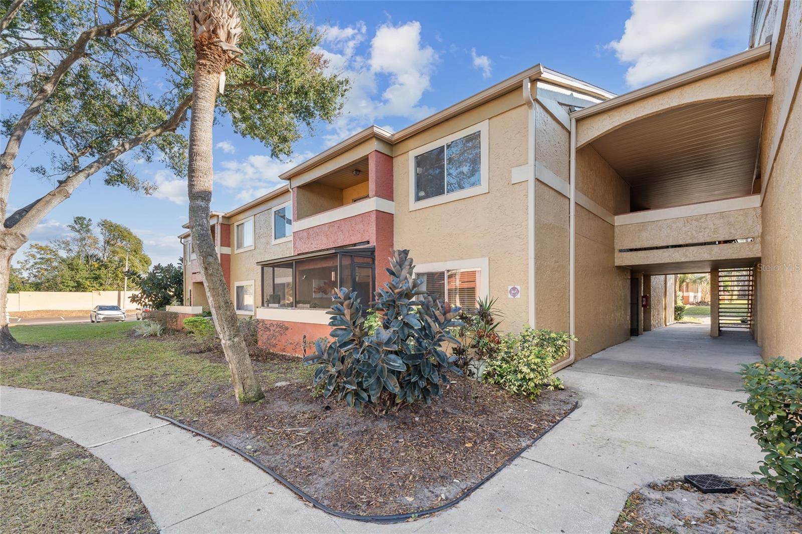 Photo of 652 KENWICK CIRCLE #105 CASSELBERRY FL 32707