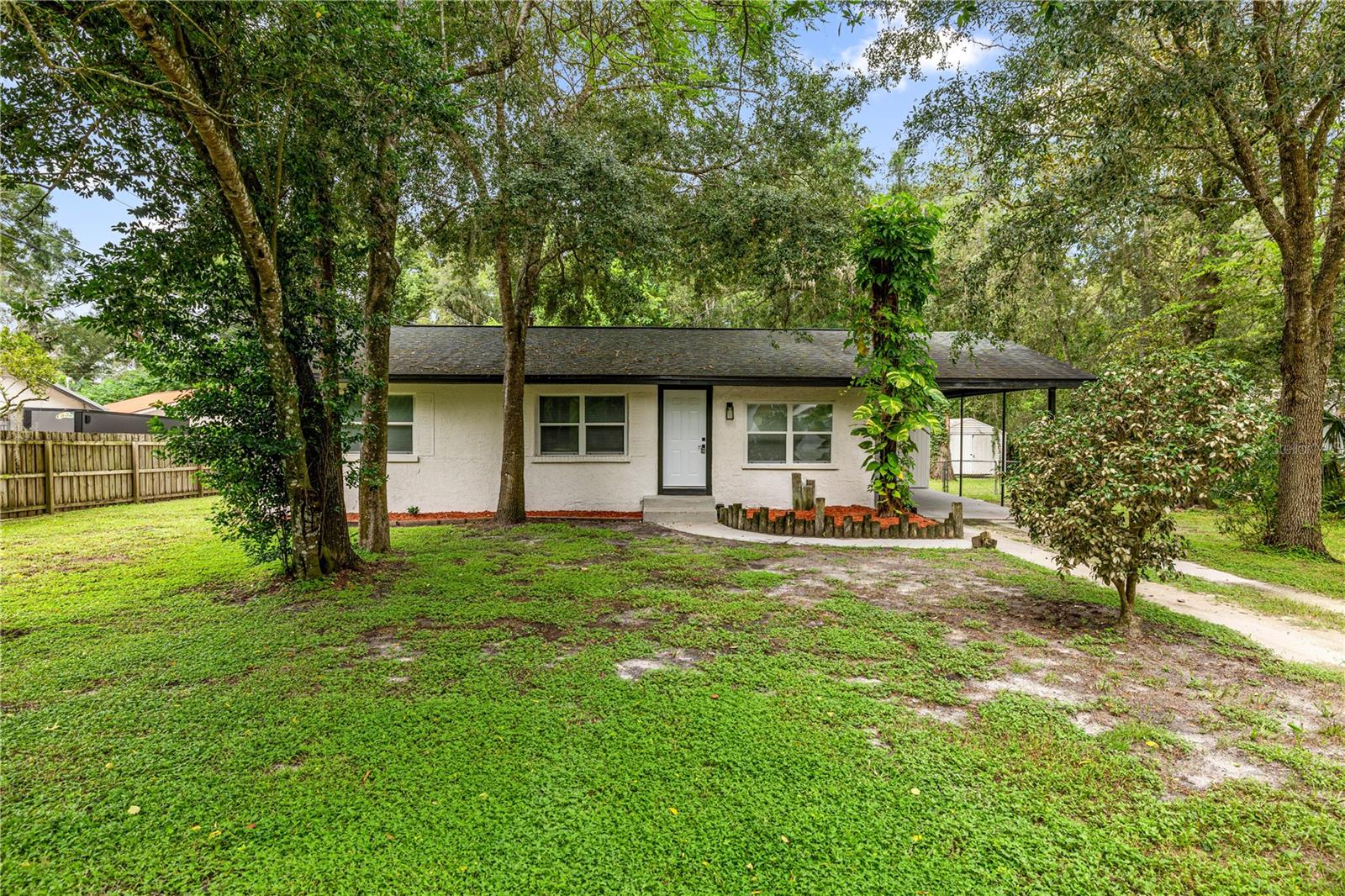 Photo of 11572 SE 60TH AVENUE BELLEVIEW FL 34420