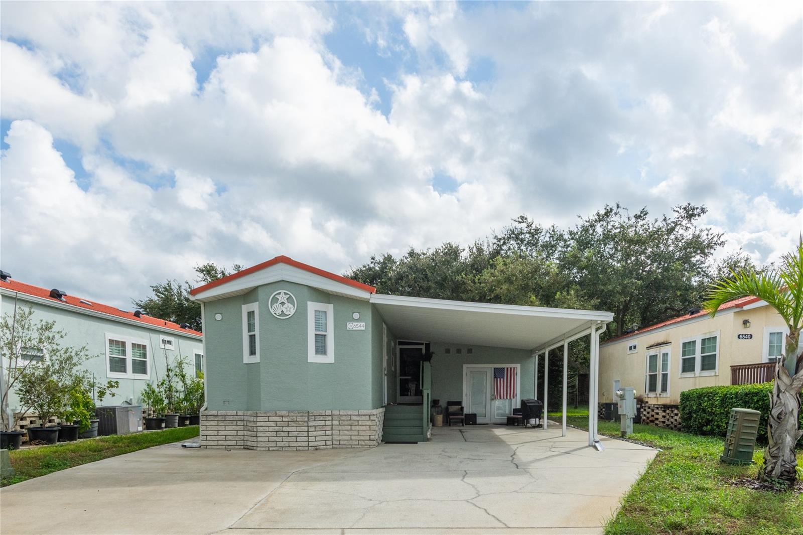 Photo of 6544 LA MESA ROAD LAND O LAKES FL 34637