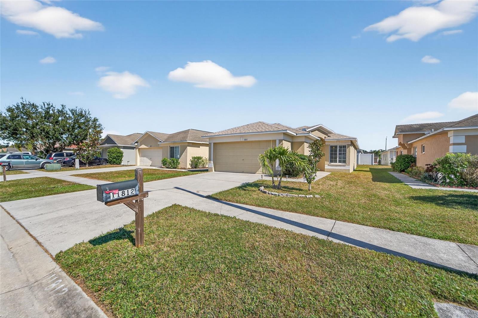 Photo of 11812 LYNMOOR DRIVE RIVERVIEW FL 33579