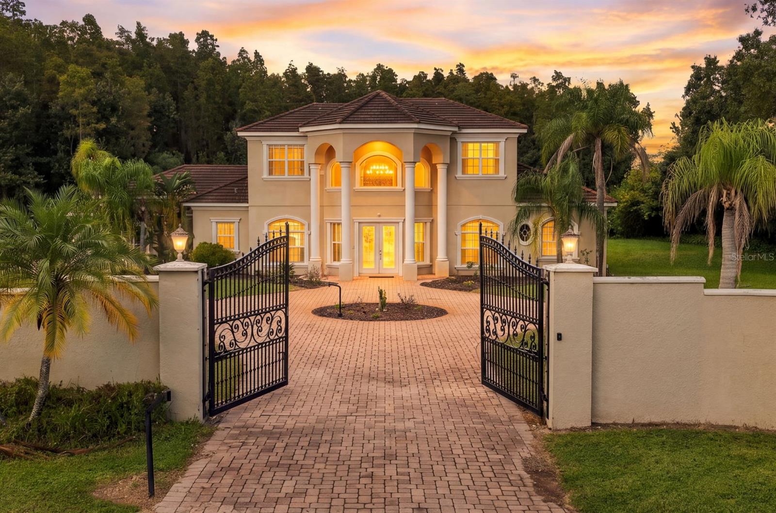 Photo of 19153 GERACI ROAD LUTZ FL 33558