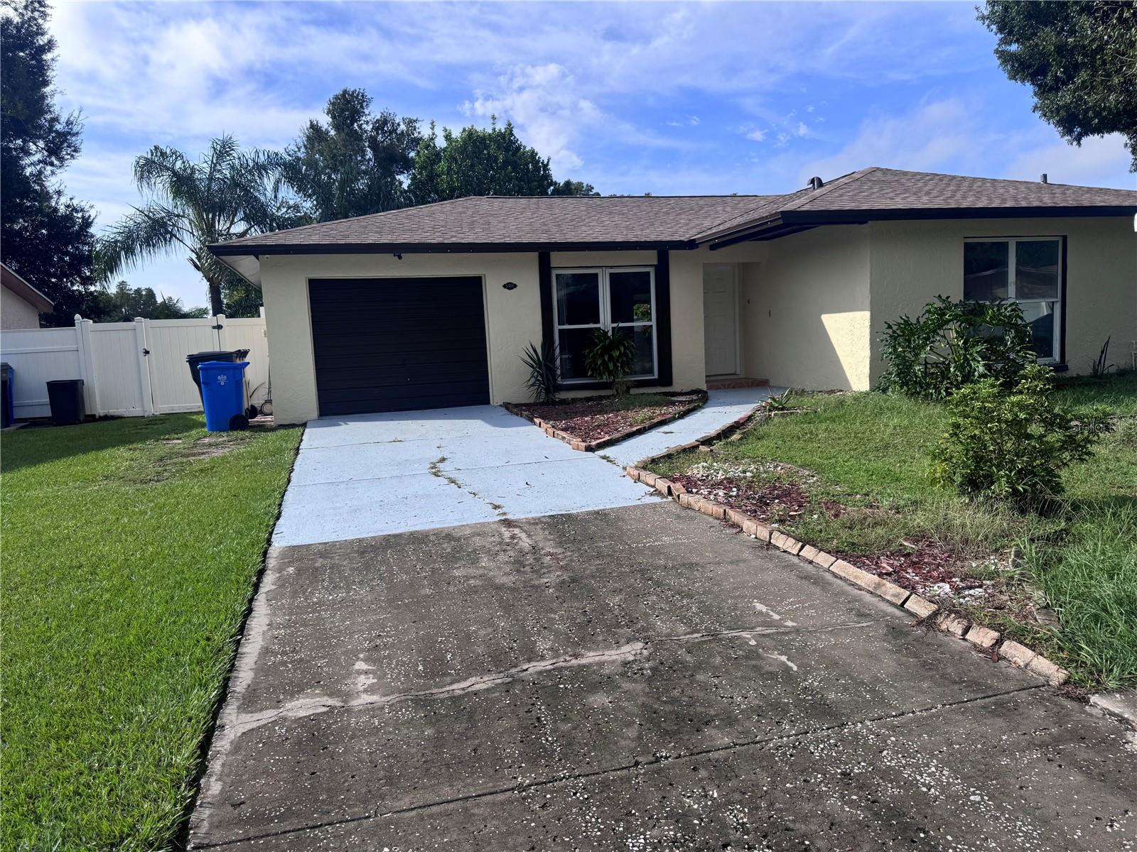Photo of 5208 CARROLLWOOD MEADOWS DRIVE TAMPA FL 33625