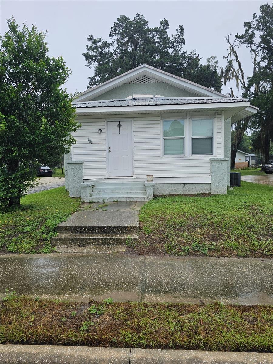 Photo of 627 NE 8TH AVENUE OCALA FL 34470