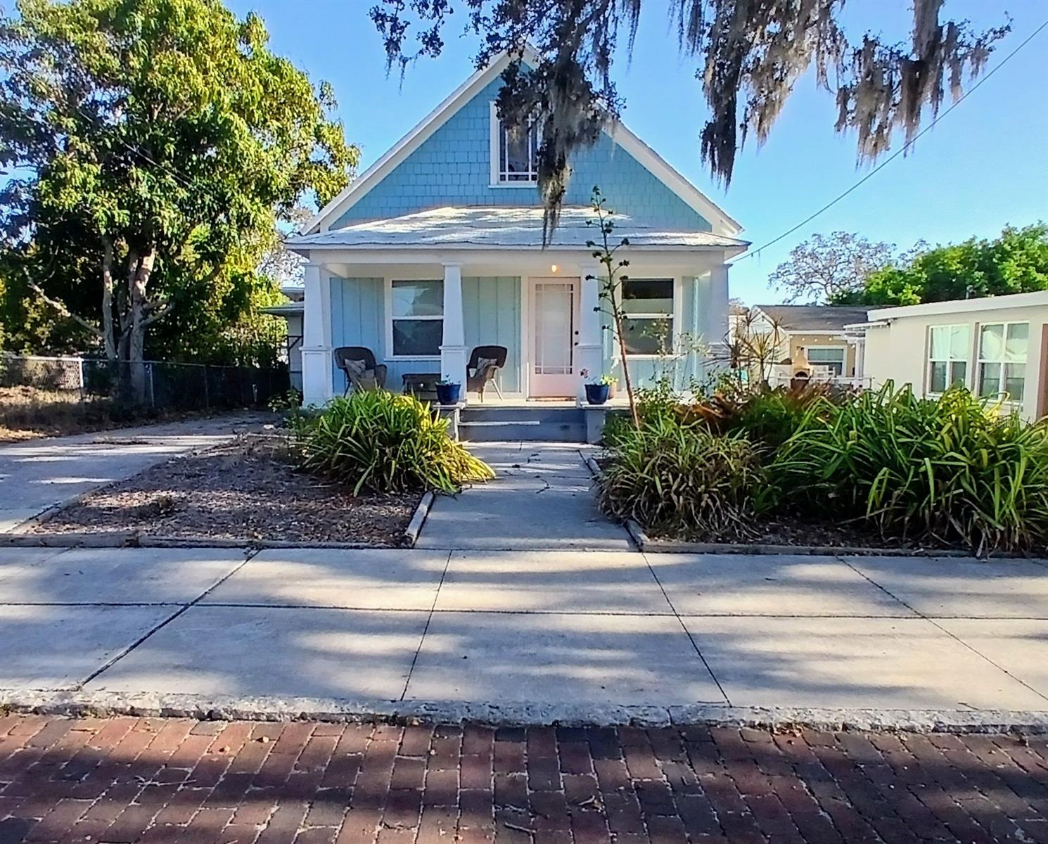 Photo of 542 DIVISION STREET TARPON SPRINGS FL 34689