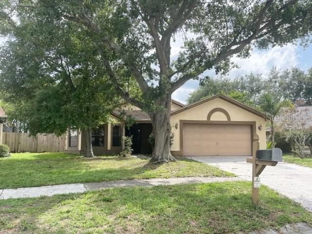 Photo of 1520 ATTLEBORO LANE BRANDON FL 33511