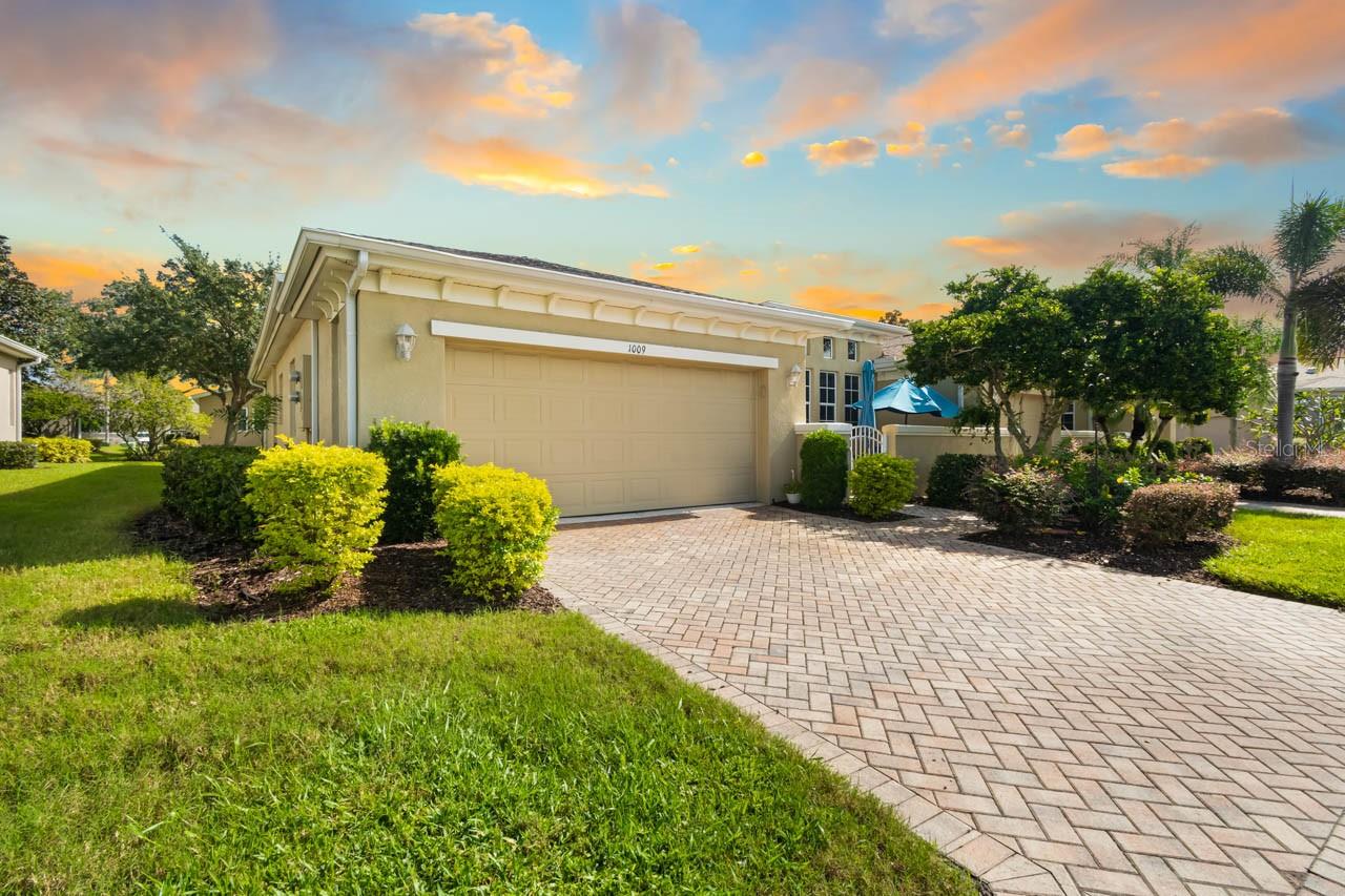 Photo of 1009 CHELSEA GREENS COURT #37 SUN CITY CENTER FL 33573