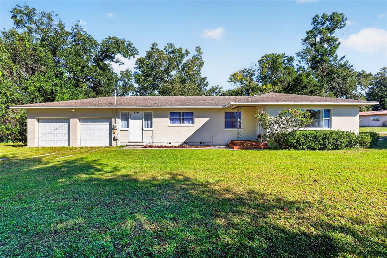 Photo of 519 HUEY STREET WILDWOOD FL 34785
