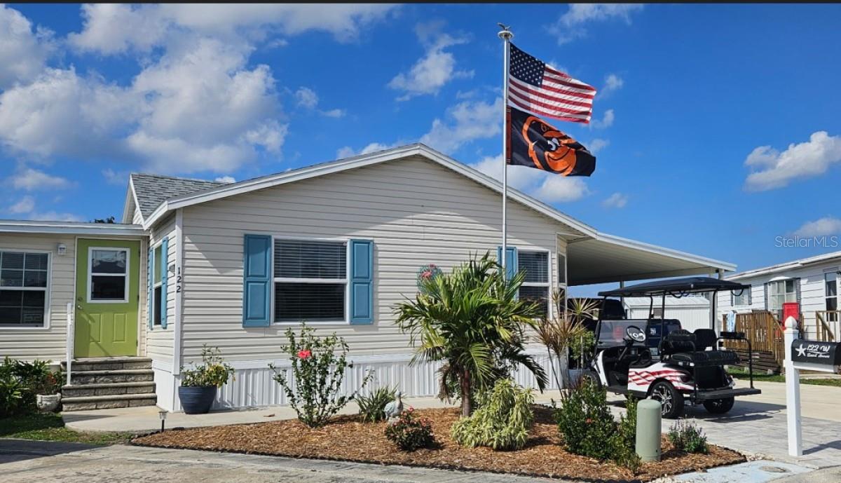 Photo of 122 W SAINT ANNES CIRCLE APOLLO BEACH FL 33572