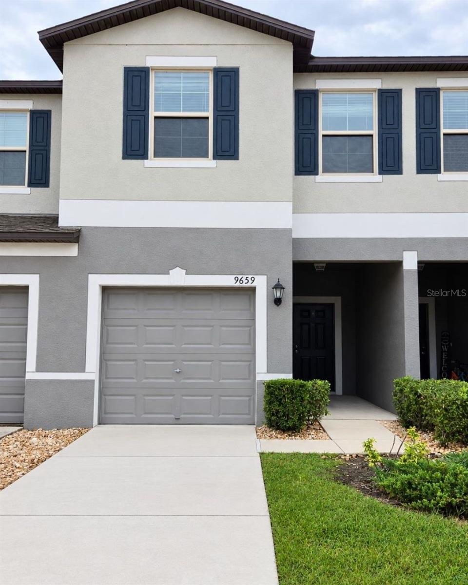 Photo of 9659 PEMBROOKE PINES DRIVE SUN CITY CENTER FL 33573